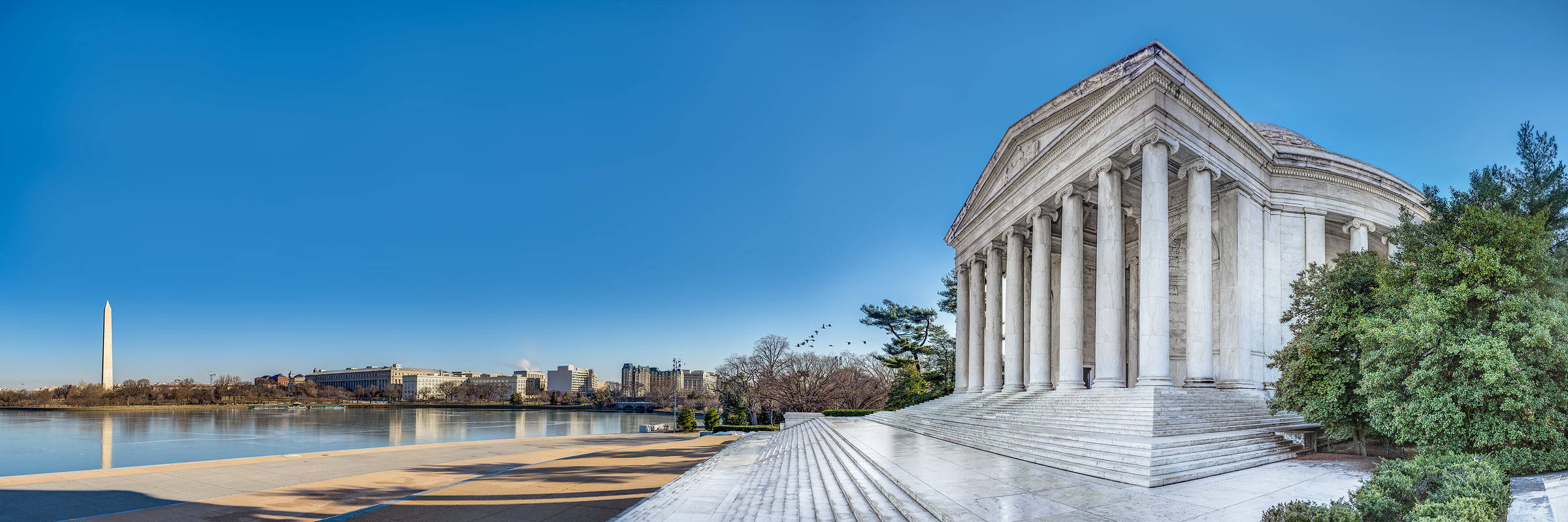 Stunning Panoramic View Of The Jefferson Memorial