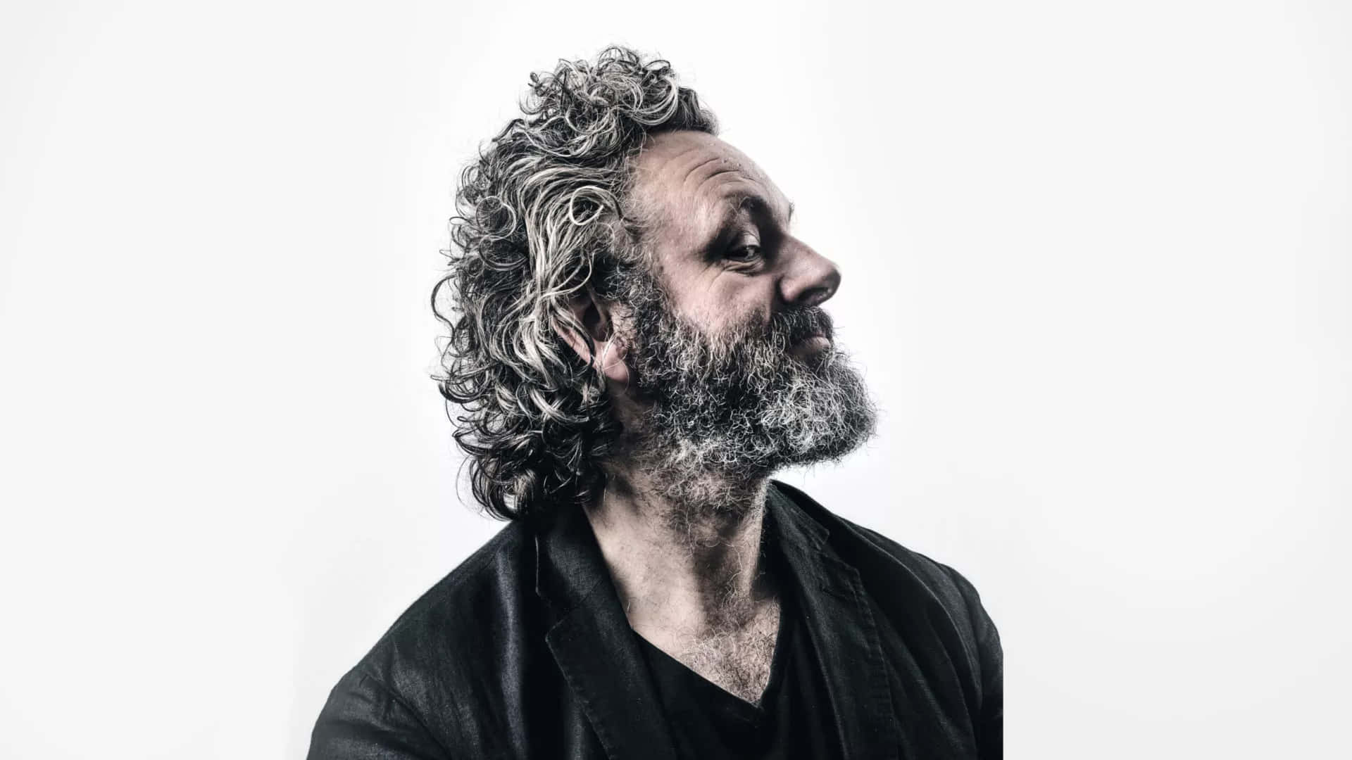 Stunning Portrait Of Actor Michael Sheen Background