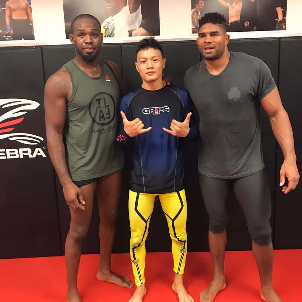 Su Mudaerji With Other Mma Fighters