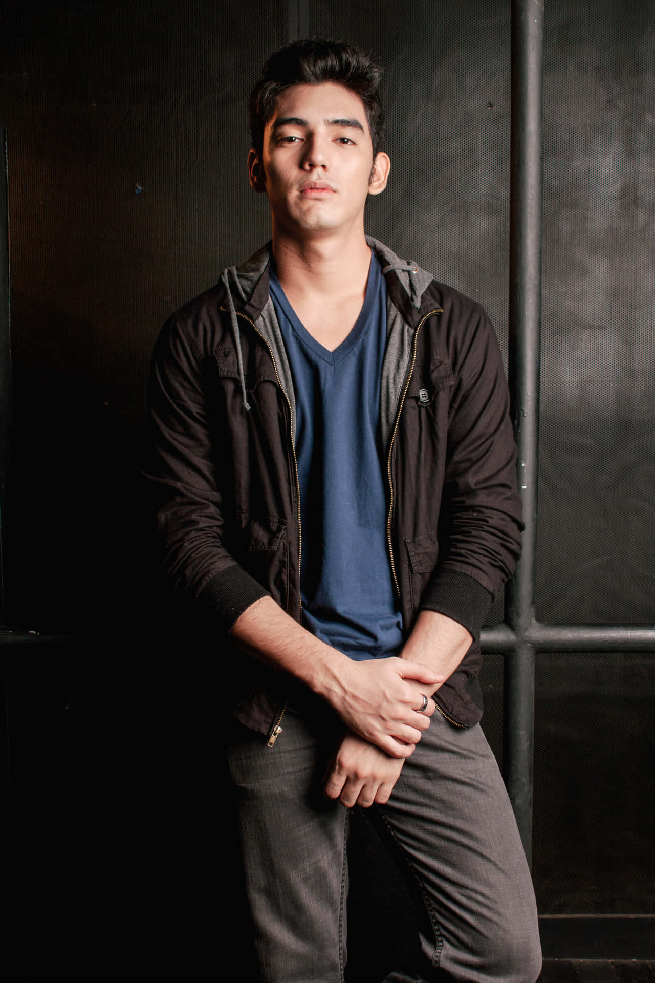 Suave Tyler Posey [wallpaper] Background