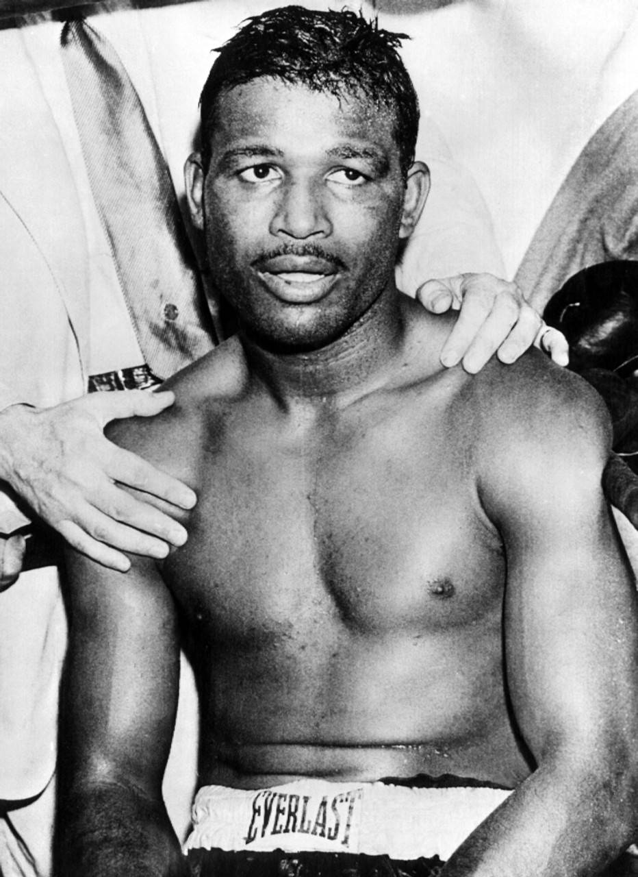 Sugar Ray Robinson After A Match Background