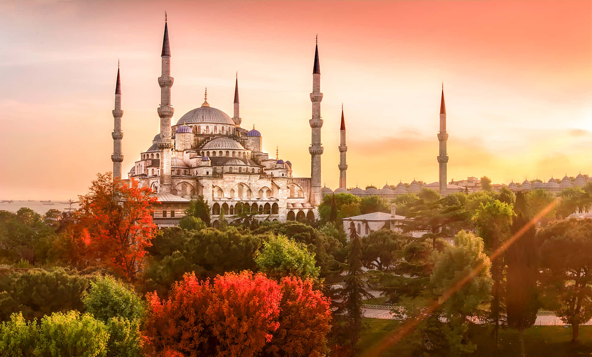 Sultan Ahmed Mosque Red And Green Background