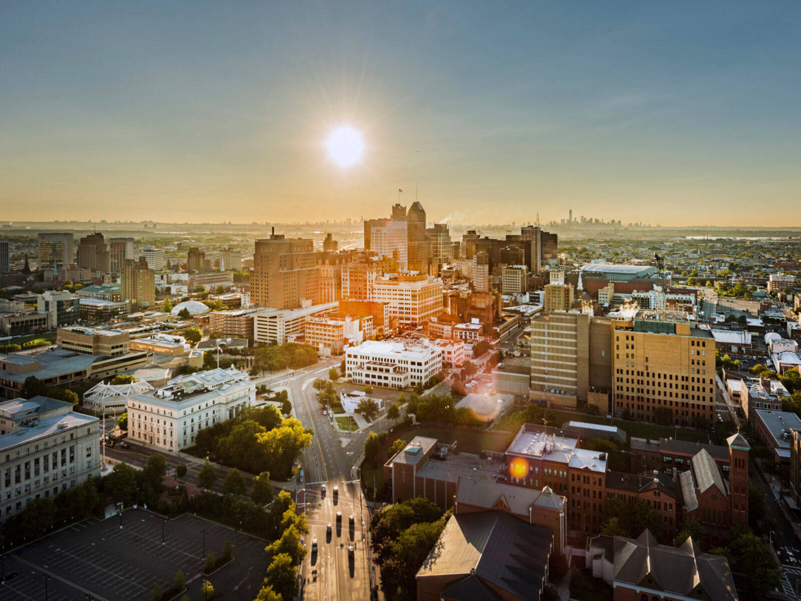 Sun Beating Down On Newark New Jersey Background