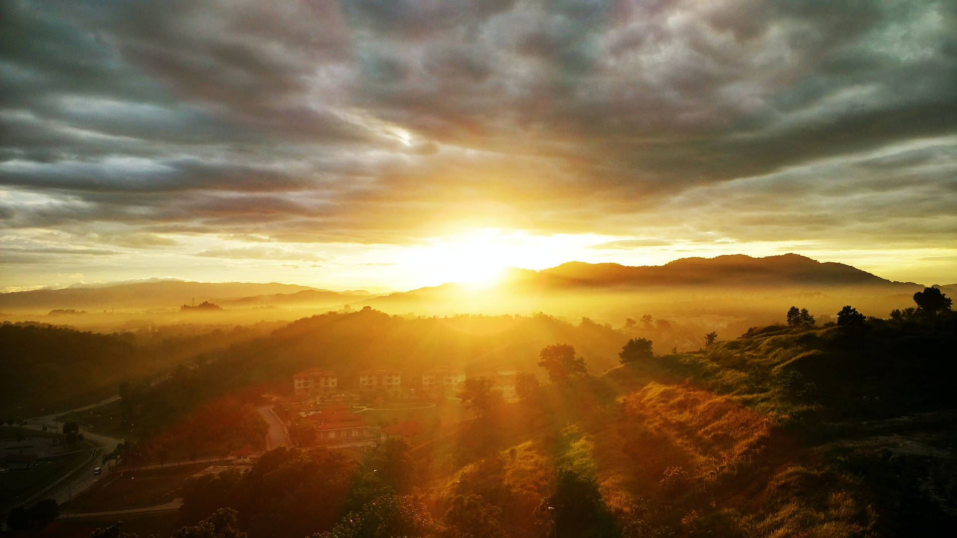 Sunlight Mountain Scenery Cloudy Sky Background