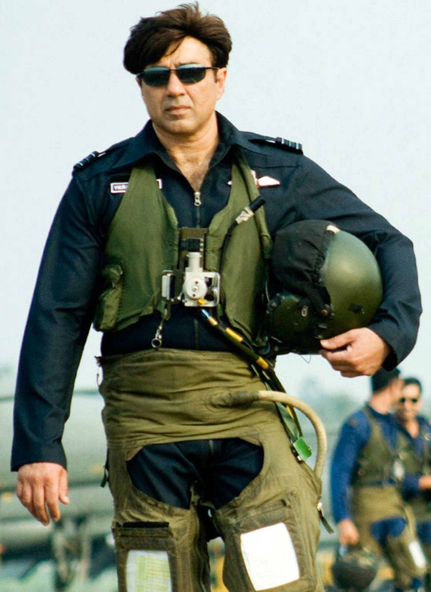 Sunny Deol In Pilot Costume Background