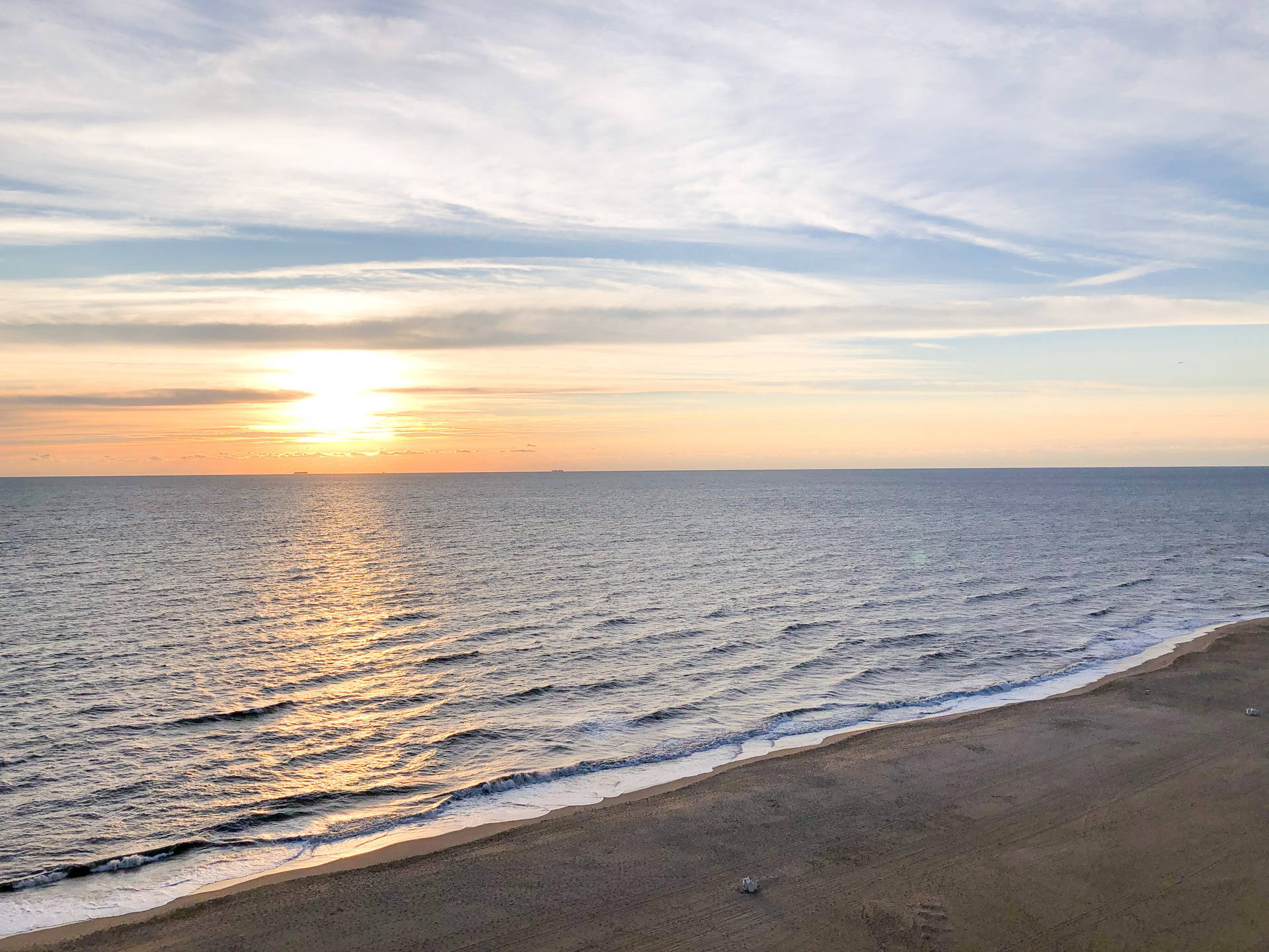 Sunrise At Virginia Beach Background