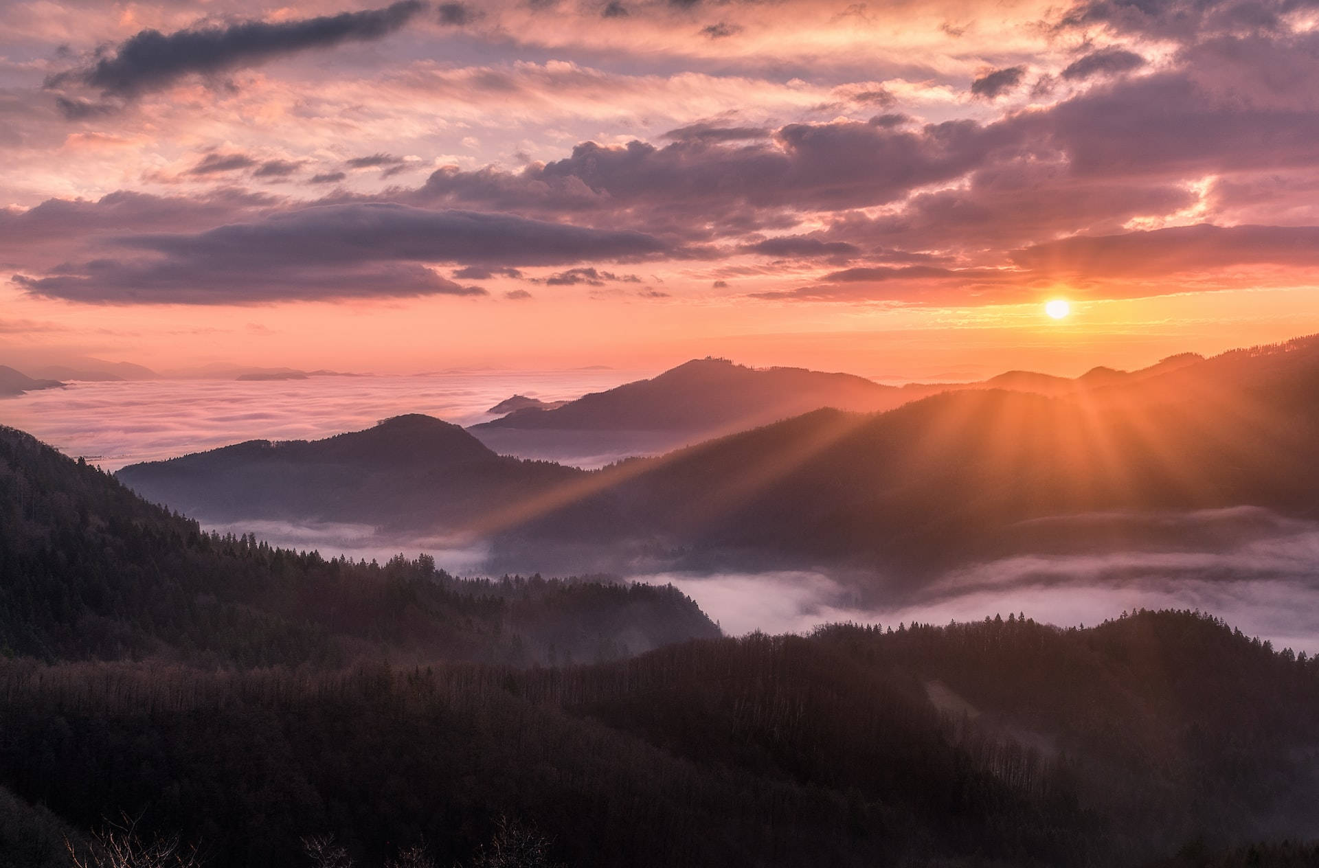 Sunset And Mountain Macbook Background