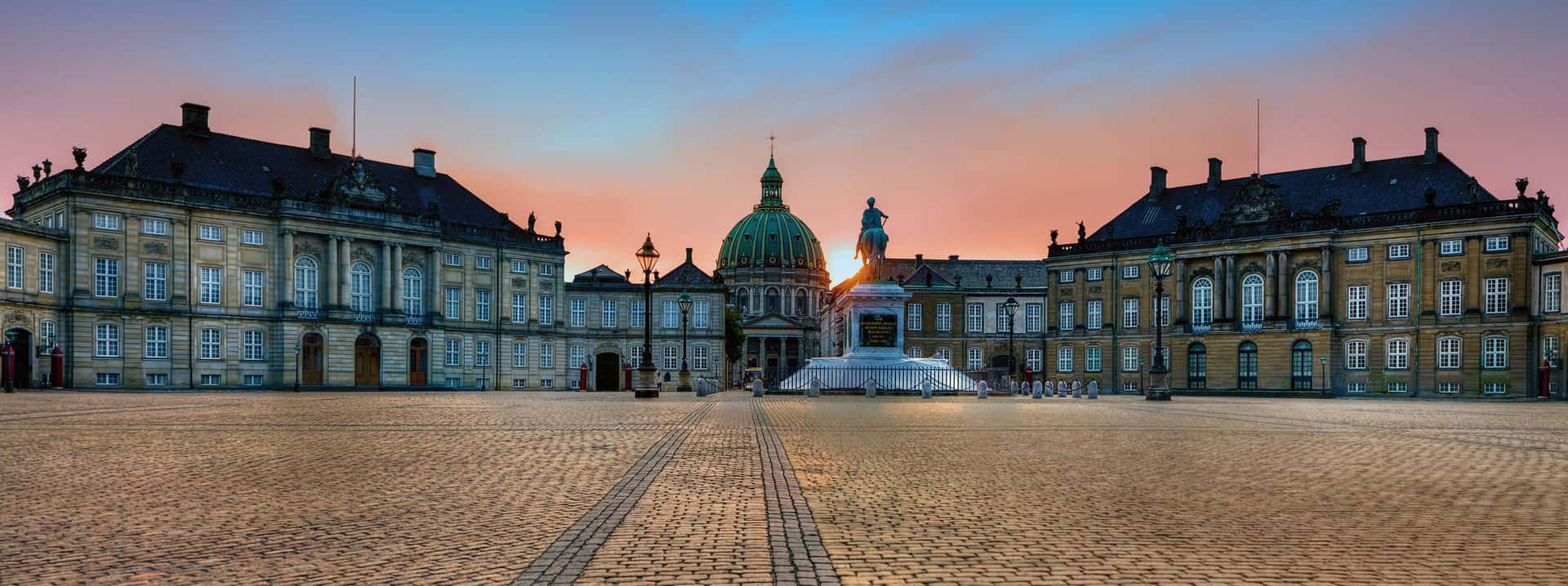 Sunset At Amalienborg Palace Background