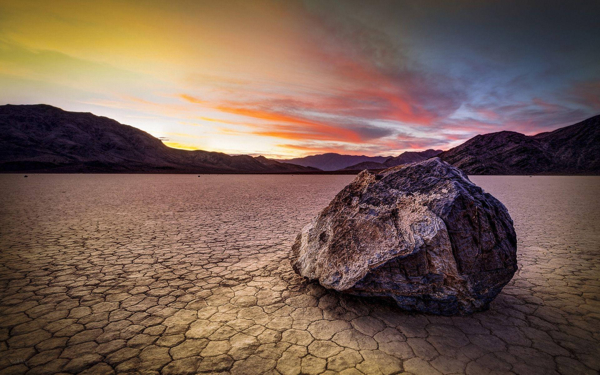 Sunset At Death Valley Background