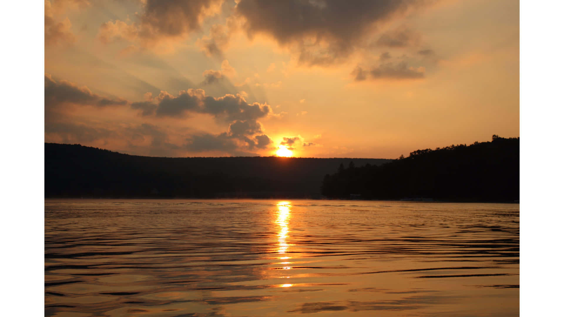 Sunset_ Lake_ Silhouette_4 K_ Ultra_ Wide Background