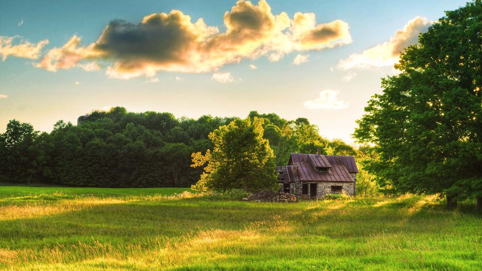 Sunshine On A Farmhouse Desktop Background