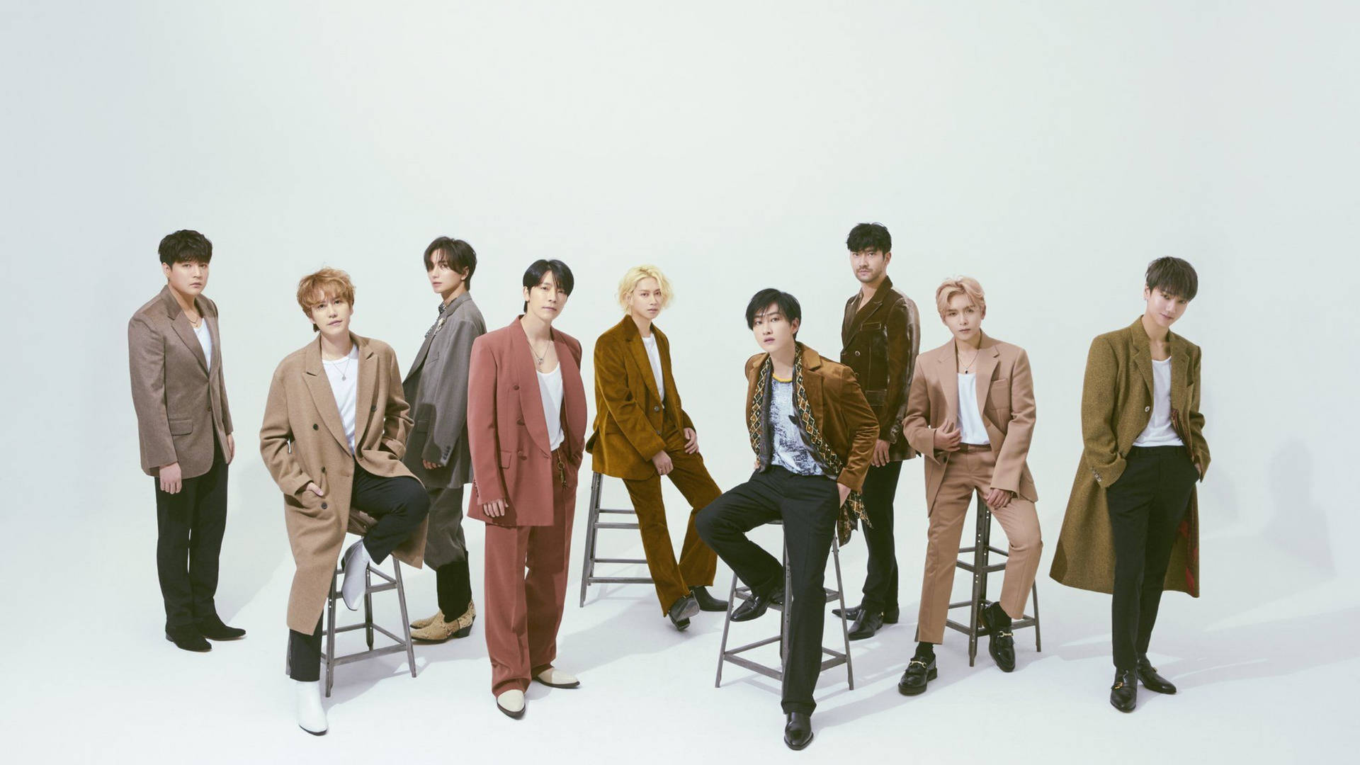 Super Junior K-pop Group Background