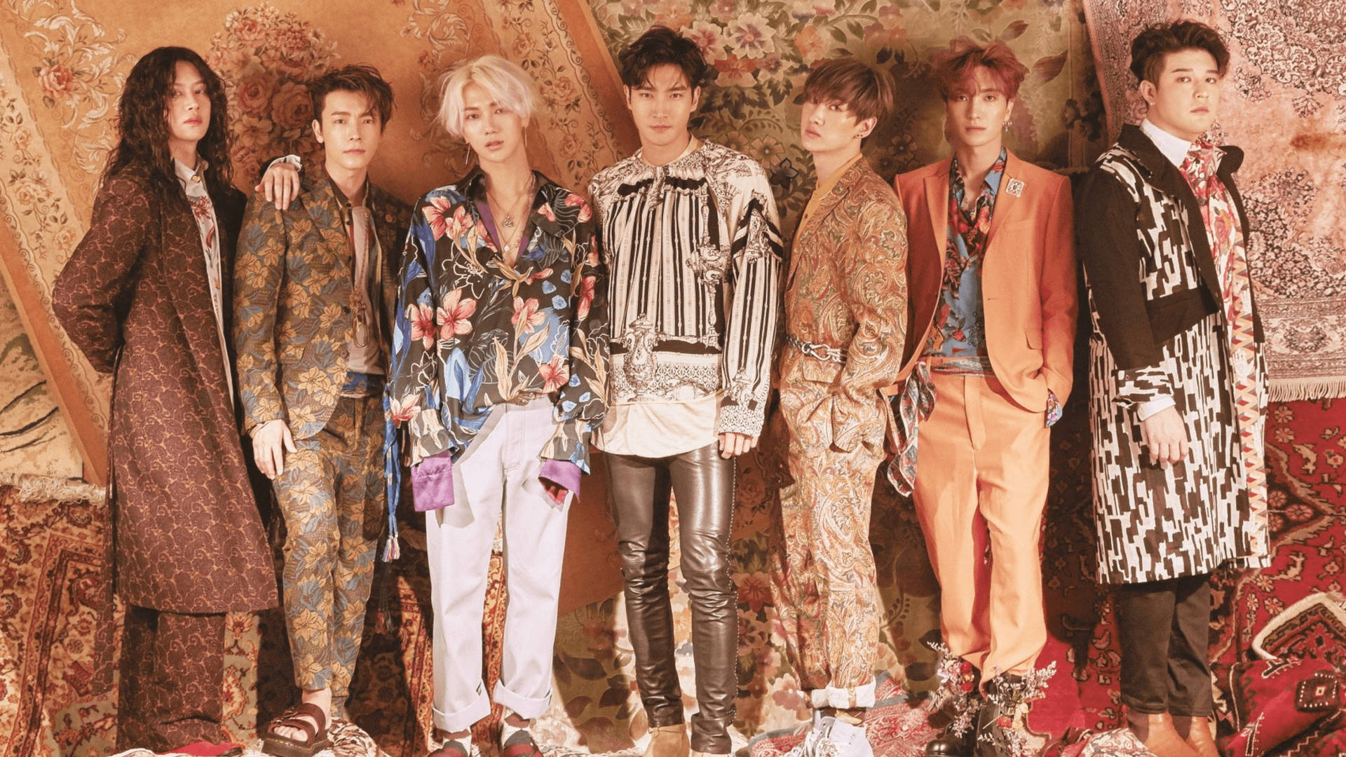 Super Junior Vintage Background
