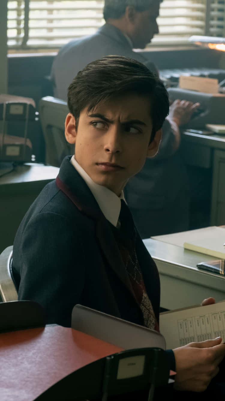 Superhero Siblings Of The Umbrella Academy Band Together For A Common Cause. Background