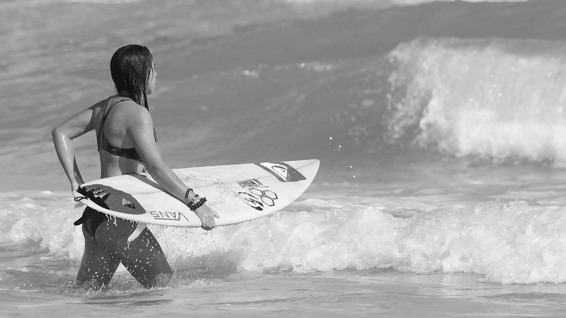 Surfing Greyscale Background
