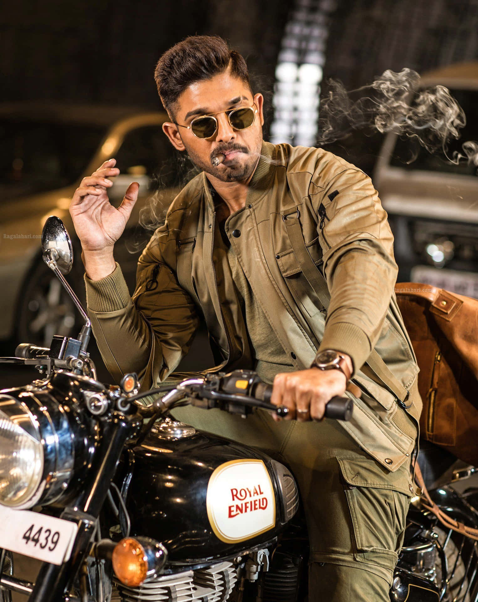 Surya The Soldier Movie Star Allu Arjun Background