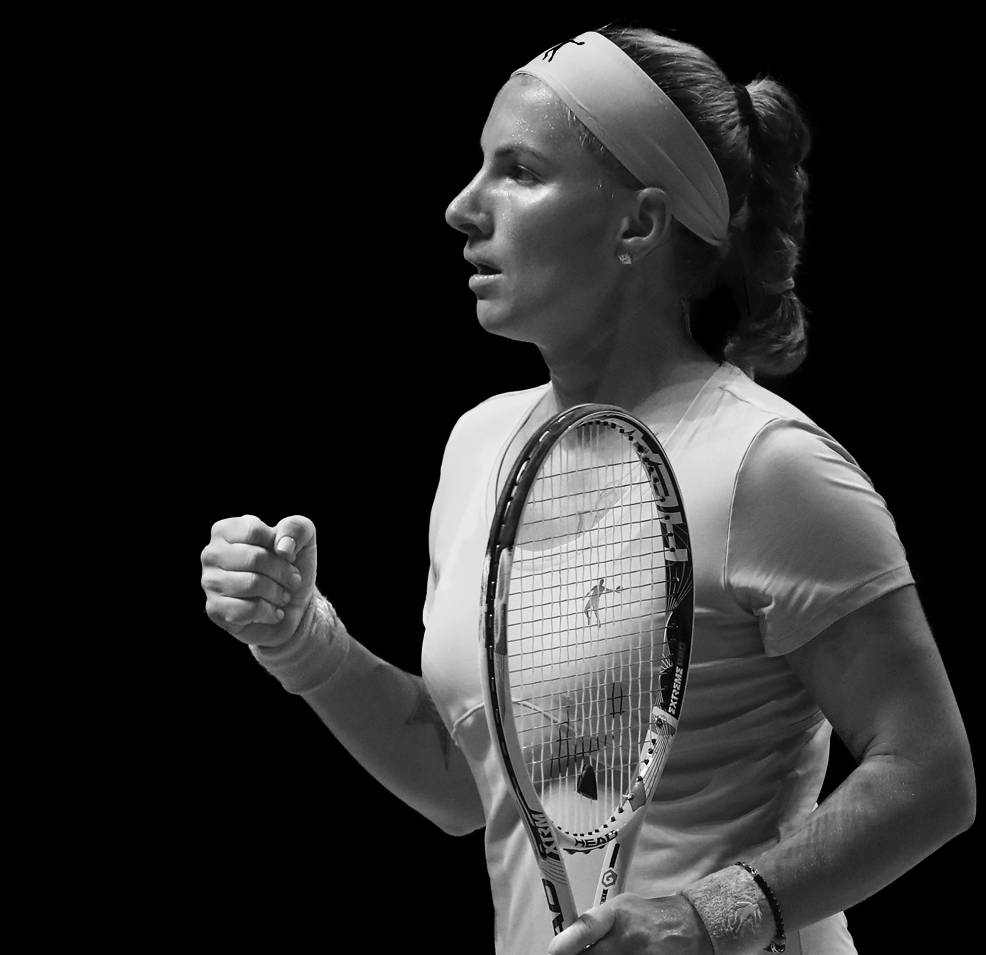 Svetlana Kuznetsova Greyscale Fist Pump Background