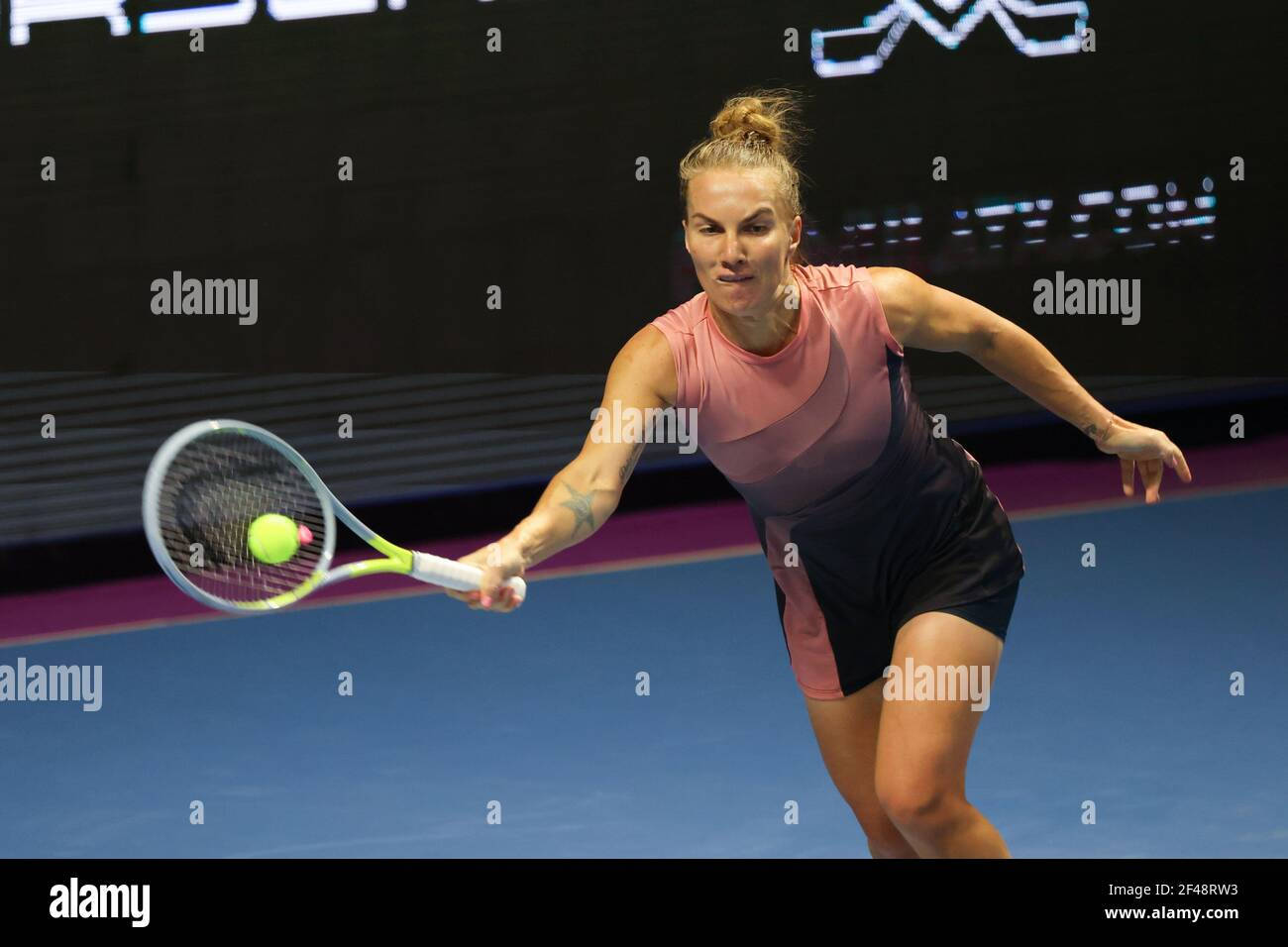 Svetlana Kuznetsova In Action Background