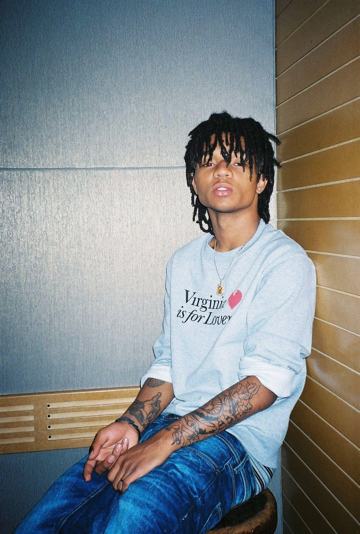 Swae Lee At The Stall Background