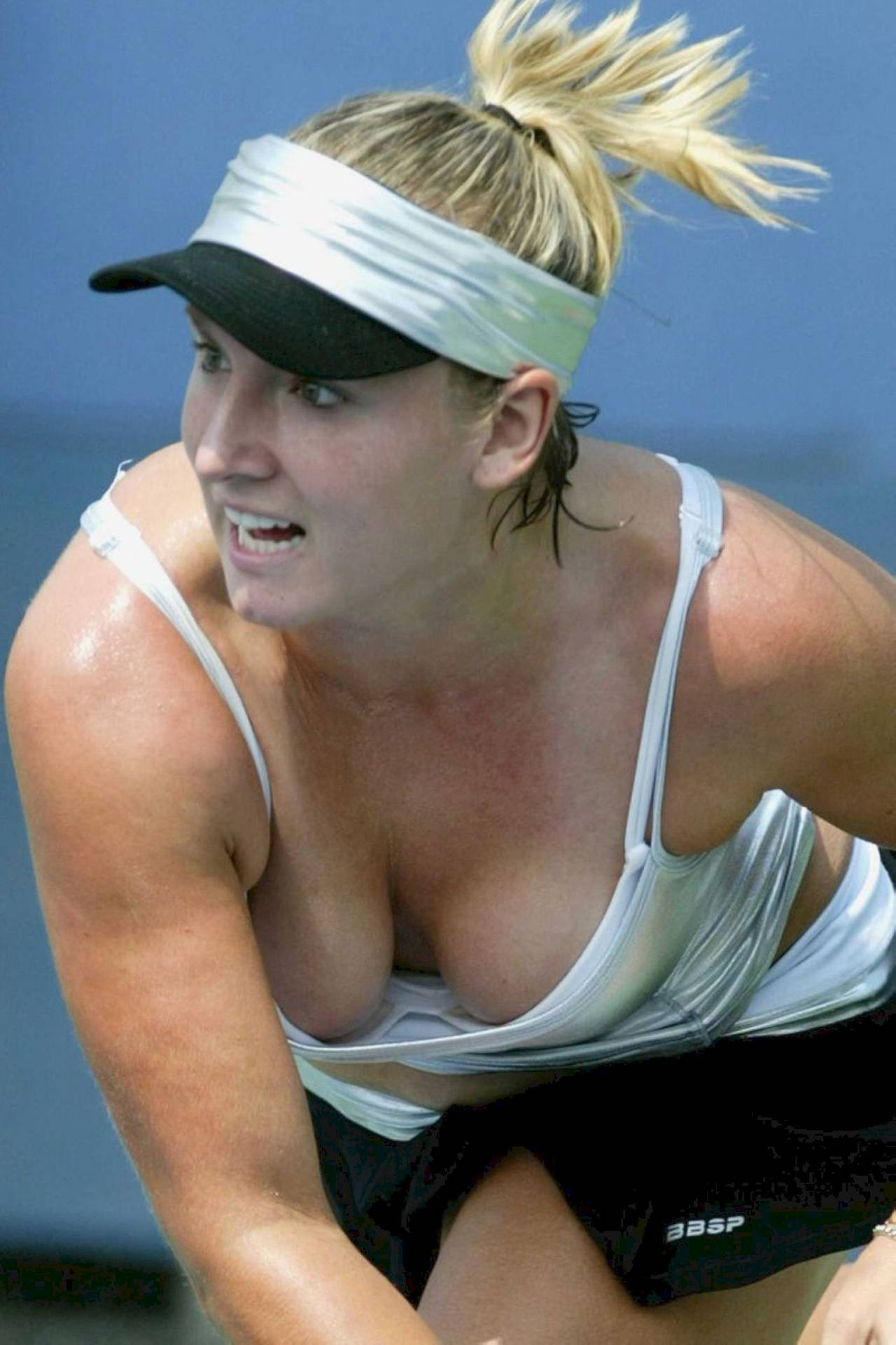 Sweaty Bethanie Mattek-sands