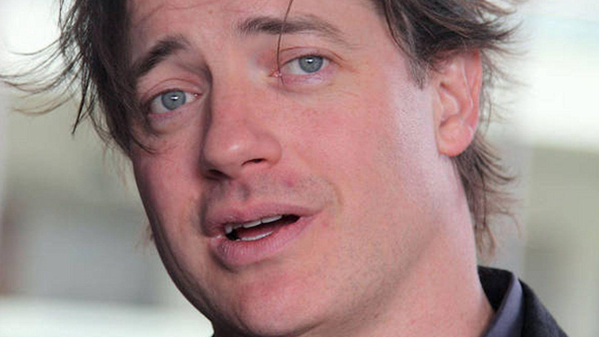 Sweet Look Brendan Fraser American Actor Background