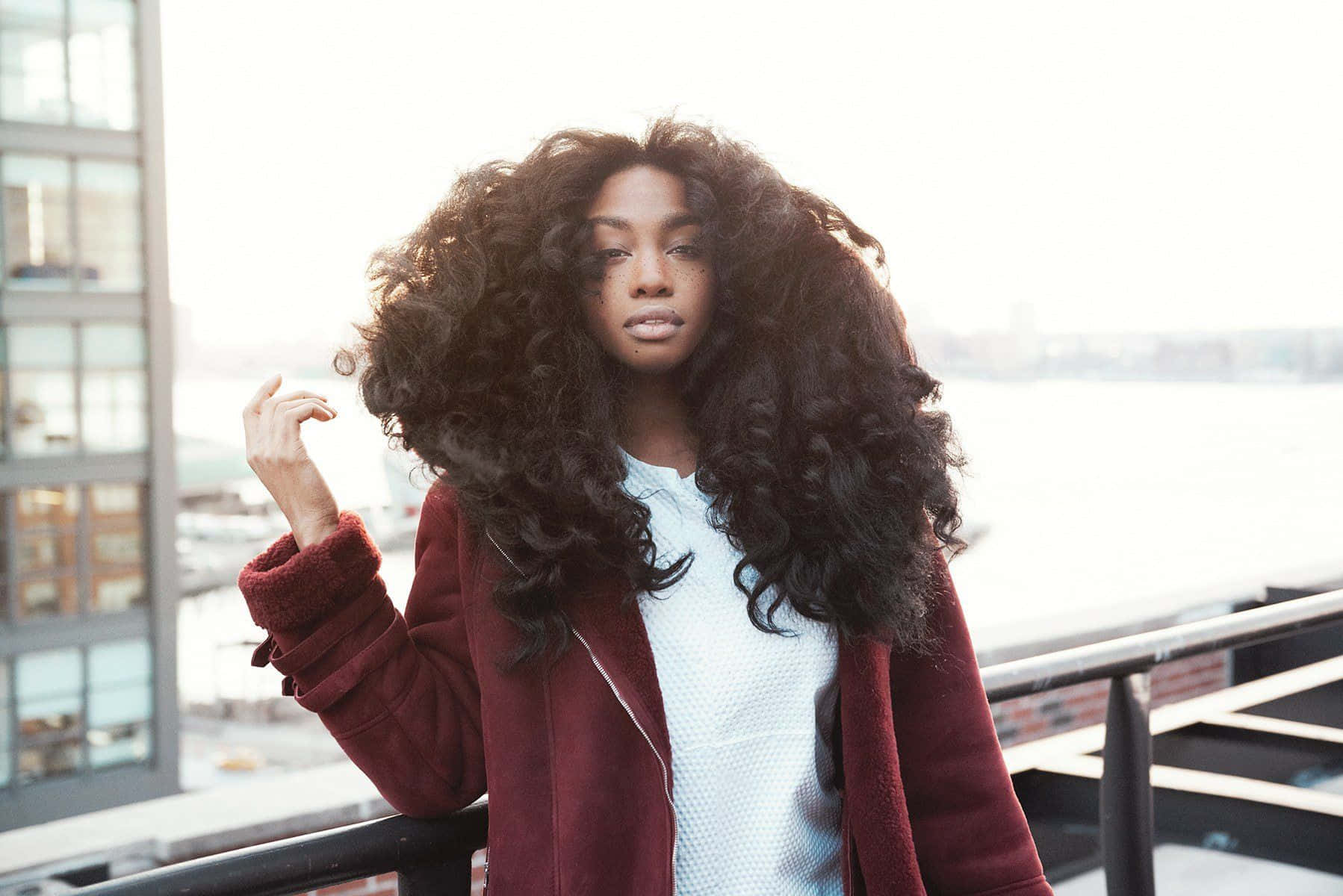 Sza Looks Smoking Hot And Carefree In A Hot Pink Dress Background
