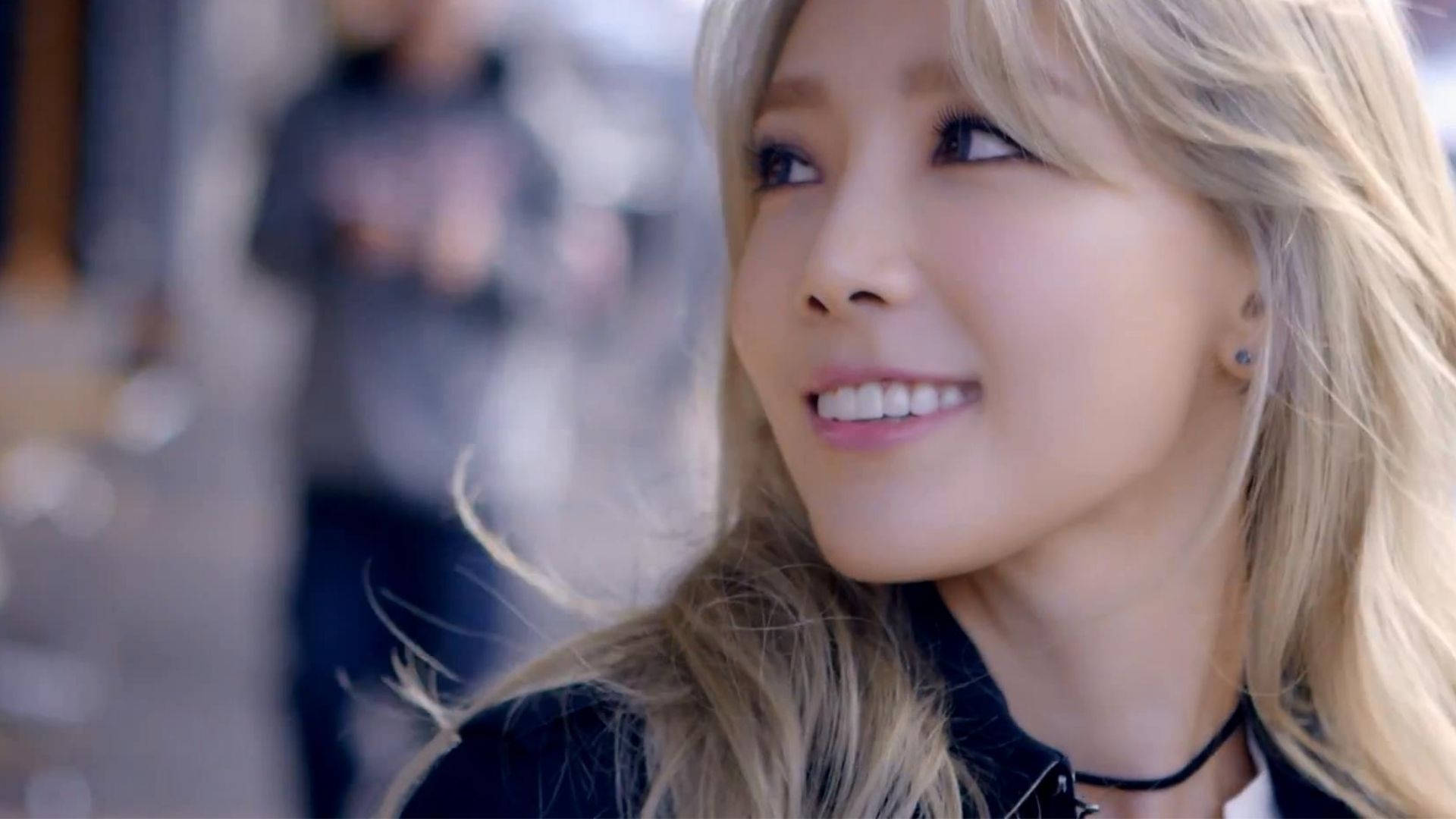 Taeyeon Genuinely Smiling Background