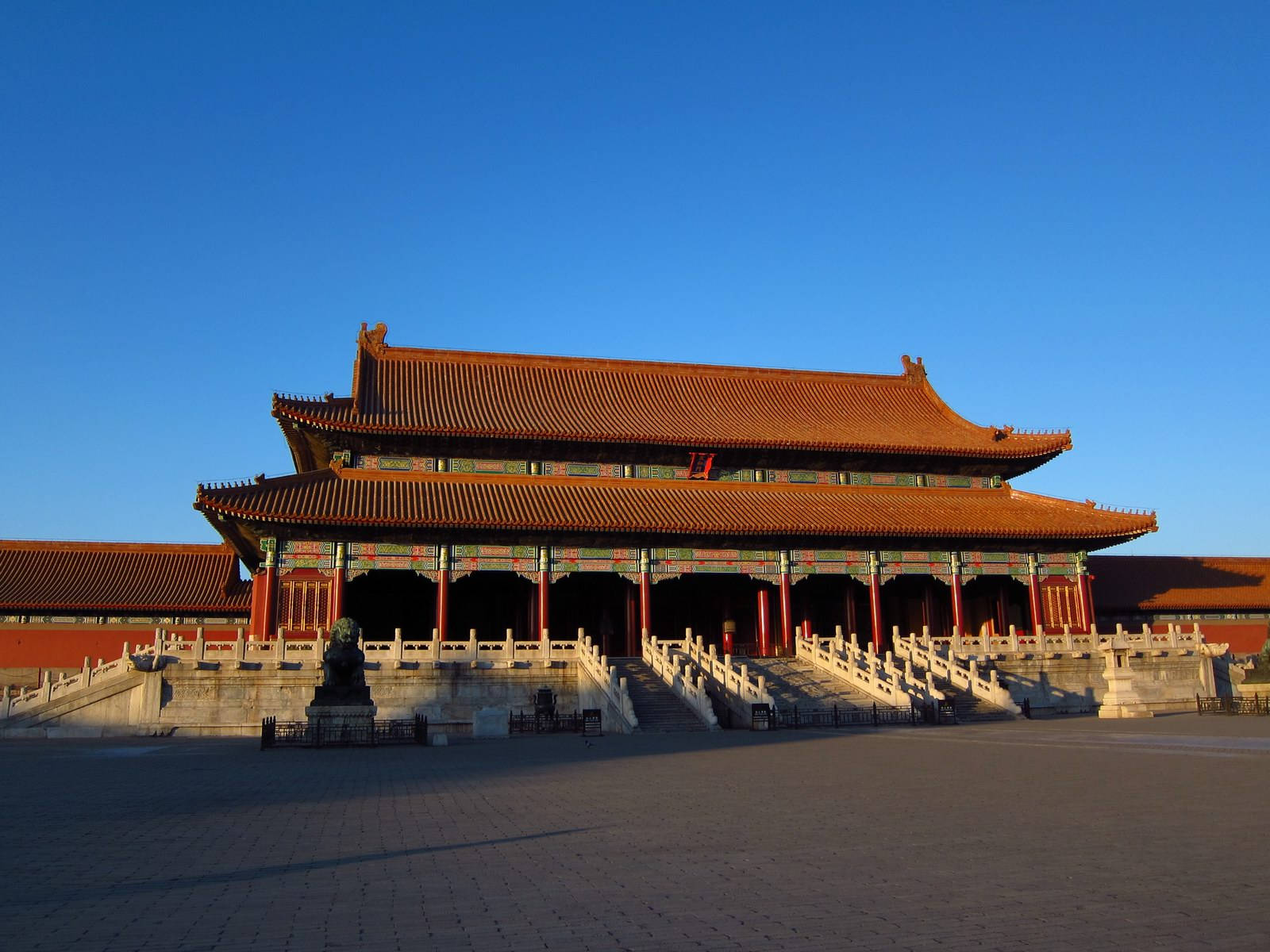 Taihemen Gate In Forbidden City Background