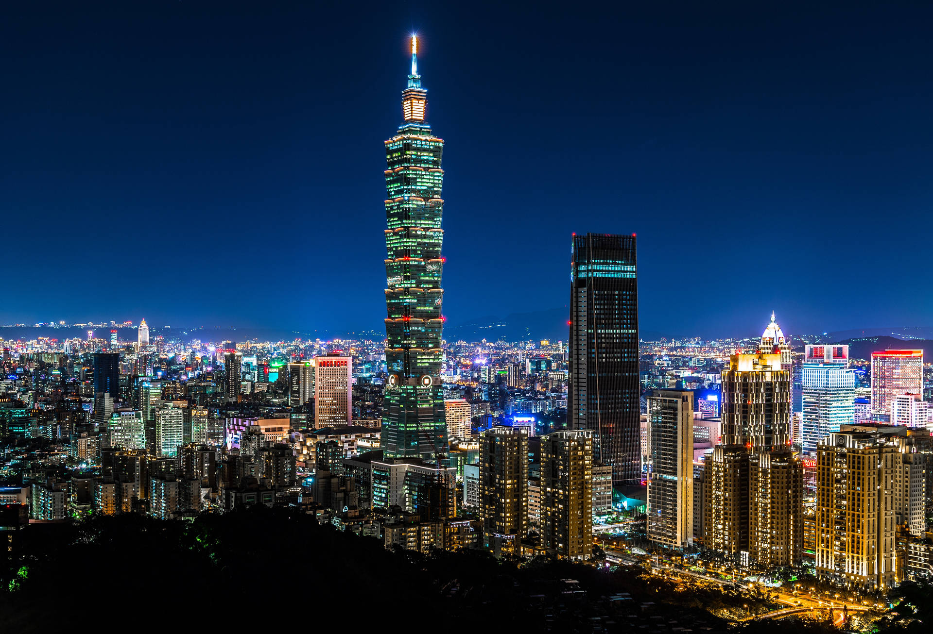 Taipei 101 Tower In Taiwan