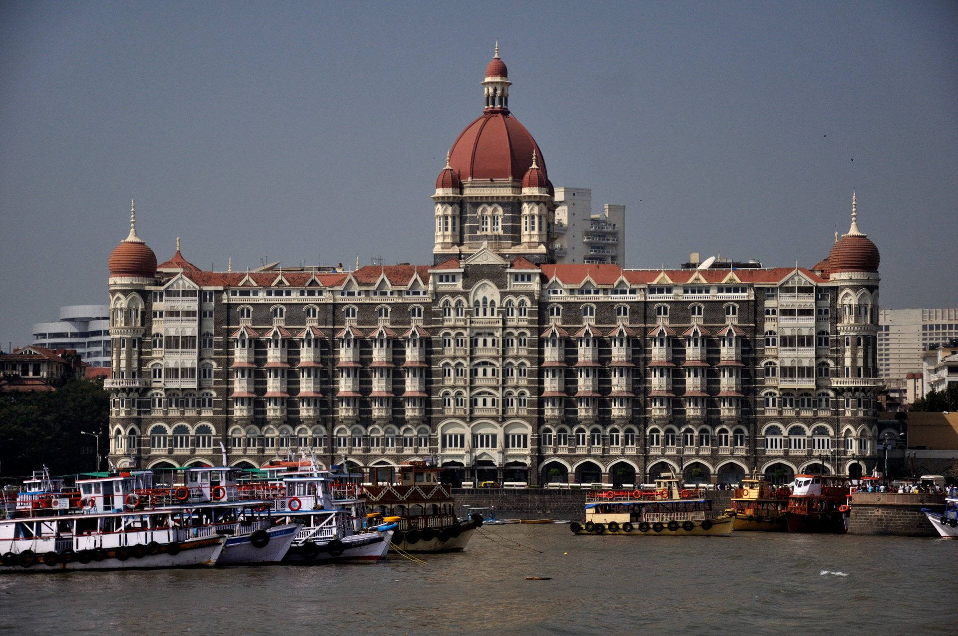 Taj Mahal Hotel Mumbai River