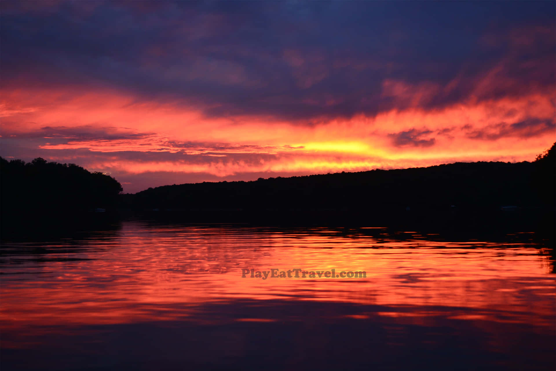 Take A Break And Explore The Beauty Of A Mountain Lake. Background