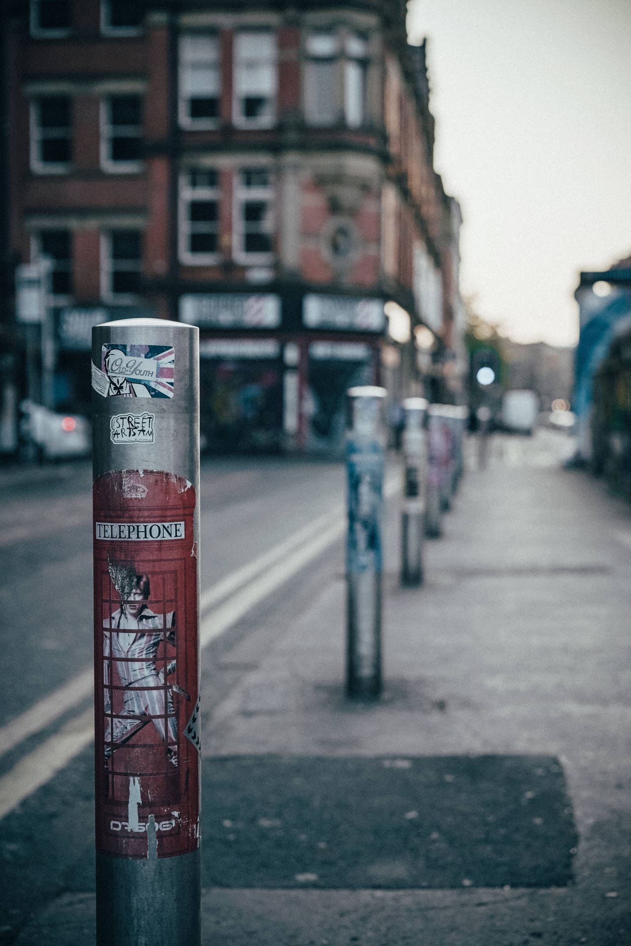 Take A Moment To Enjoy The View Of The City Streets Background