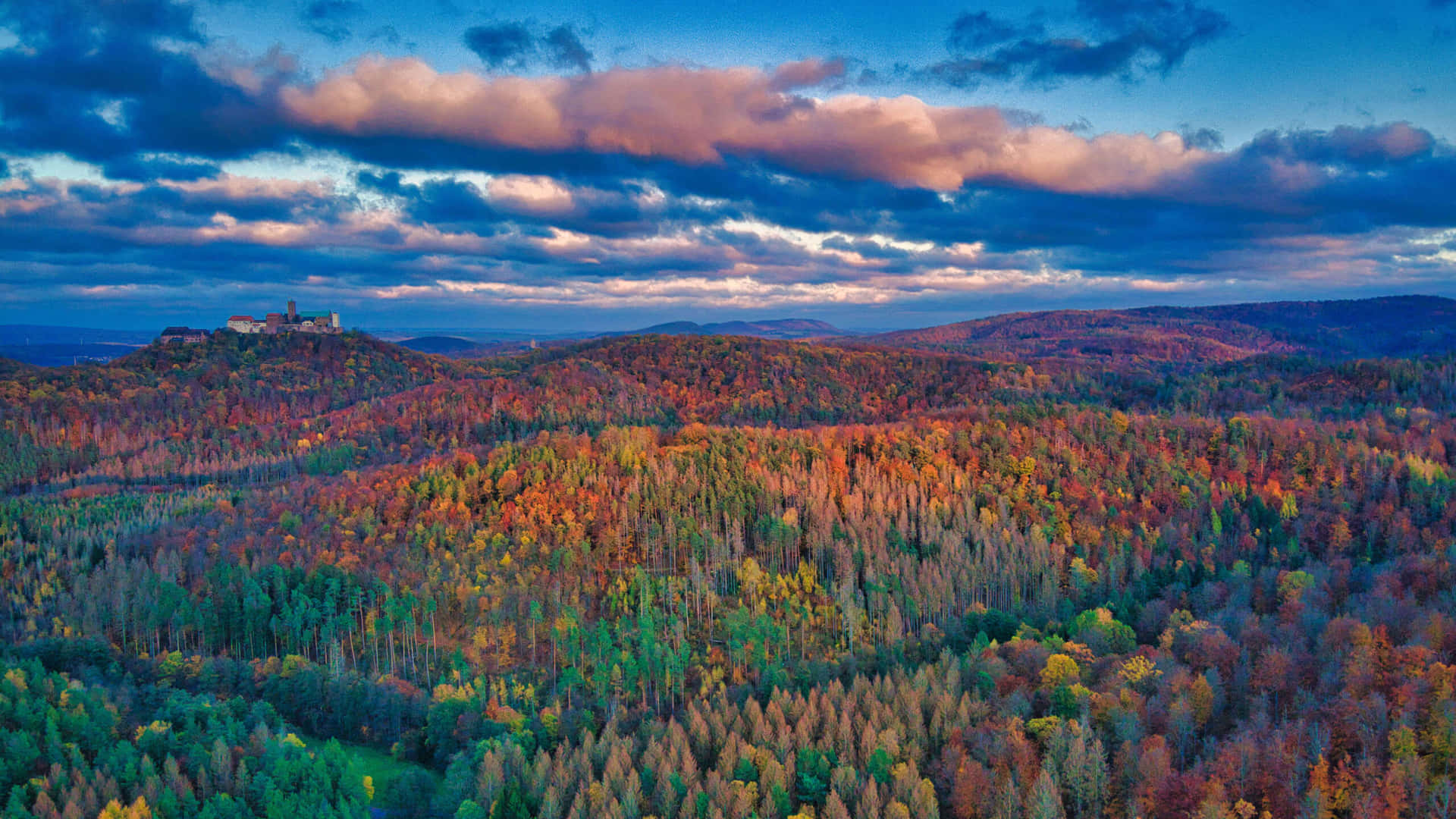 Take In The Beauty Of This Autumn Landscape Background
