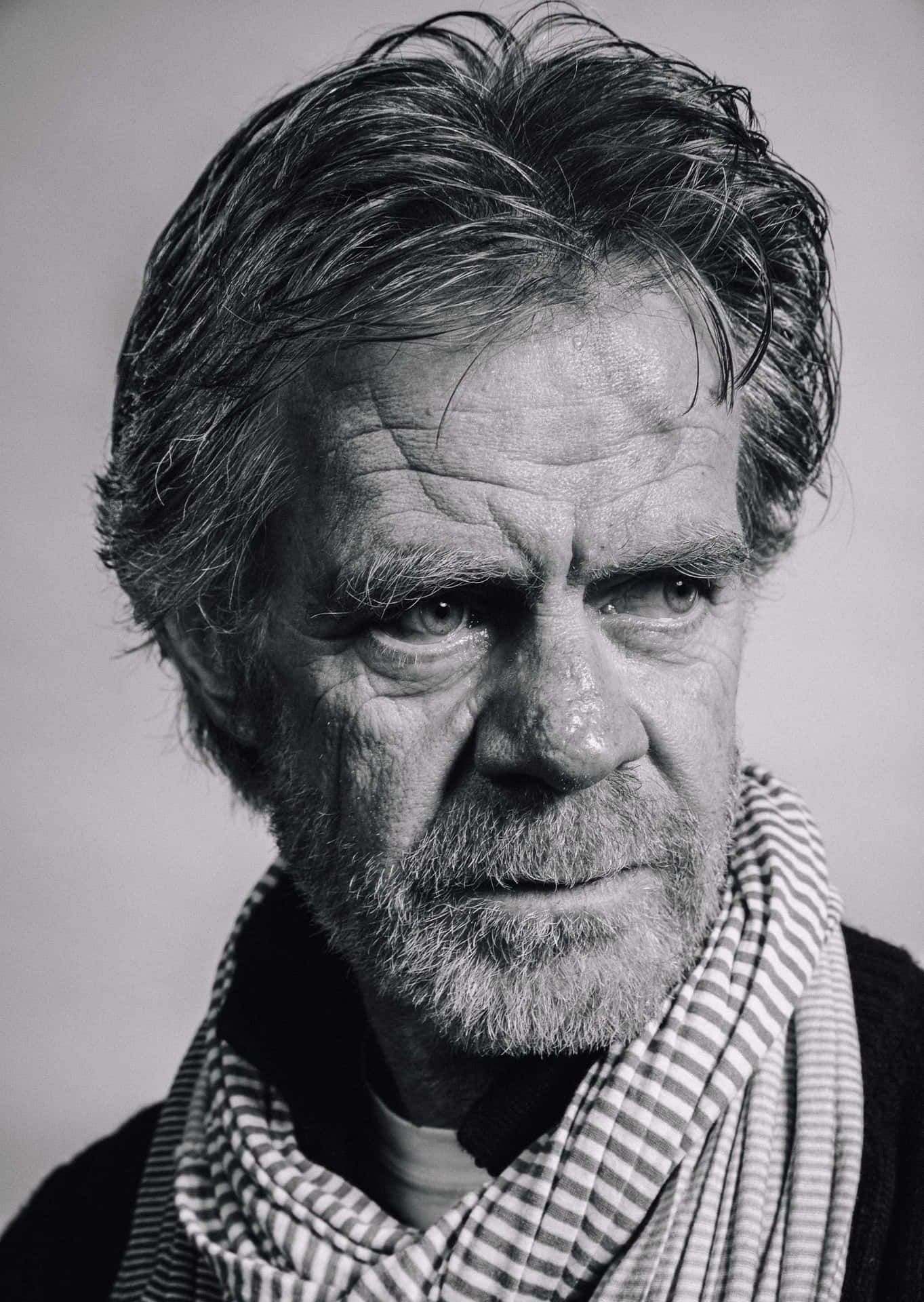 Talented Actor William H. Macy Poses Confidently In A High-resolution Wallpaper. Background