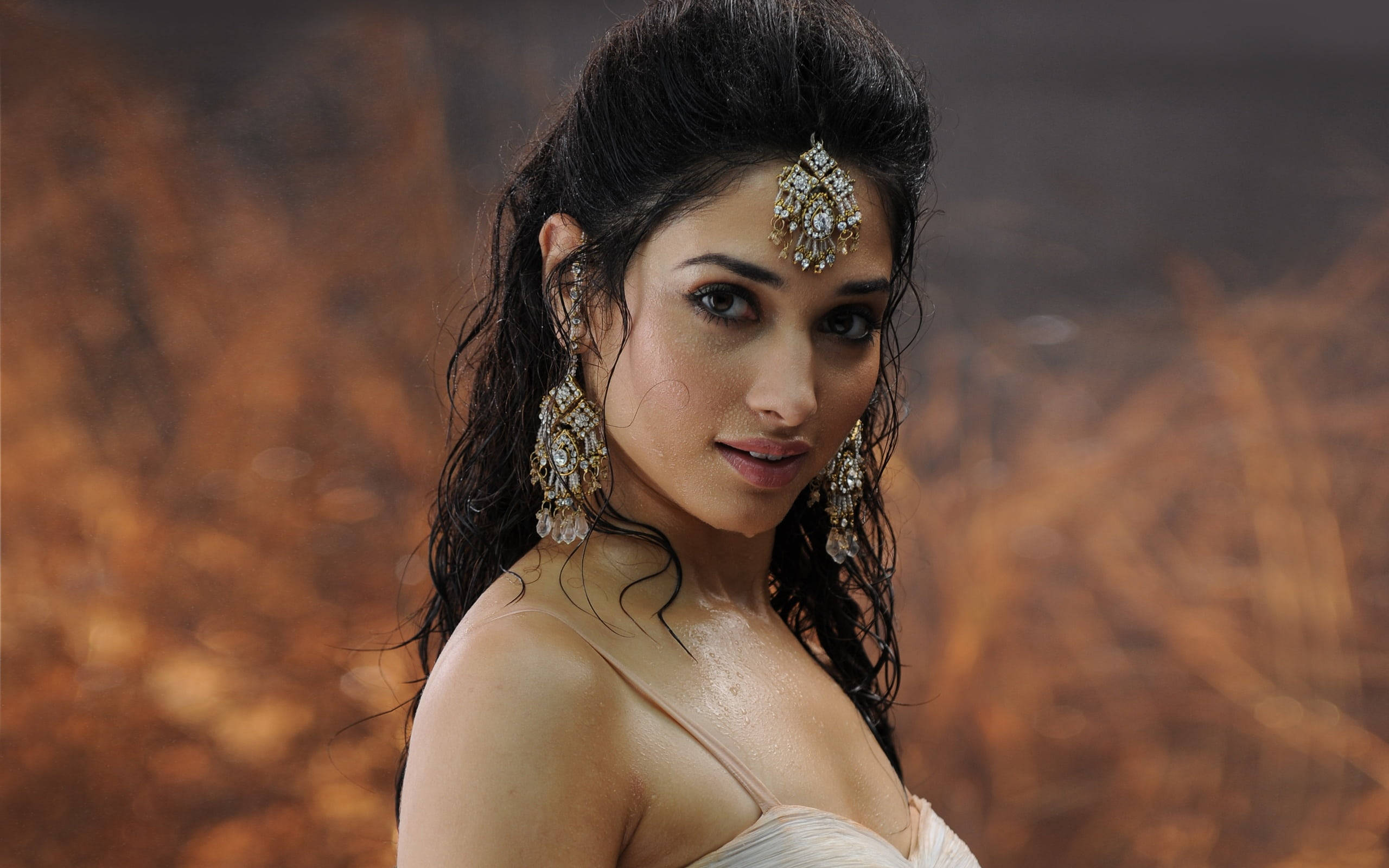 Tamanna Hd Baahubali 2 Movie Background