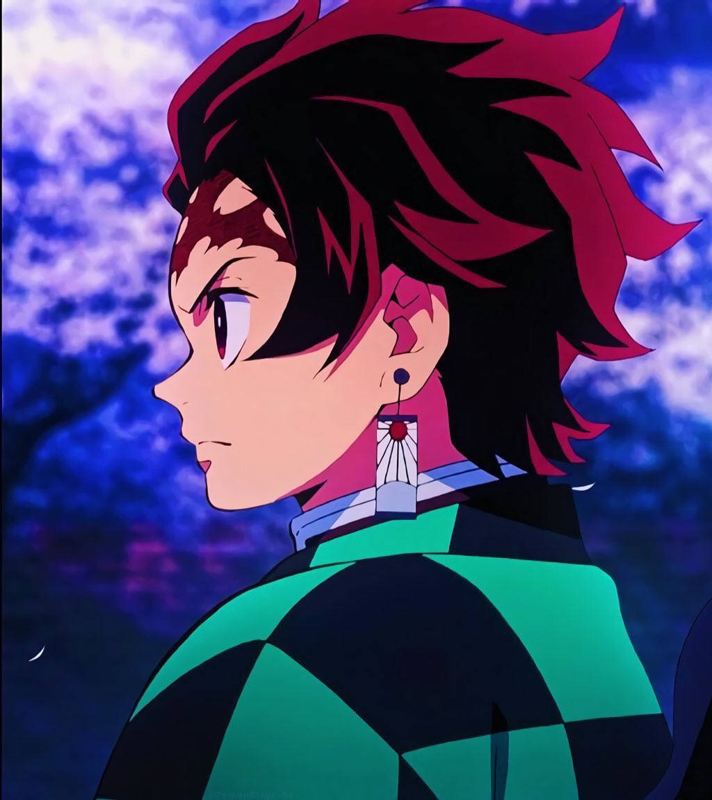 Tanjiro Staring Demon Slayer Pfp