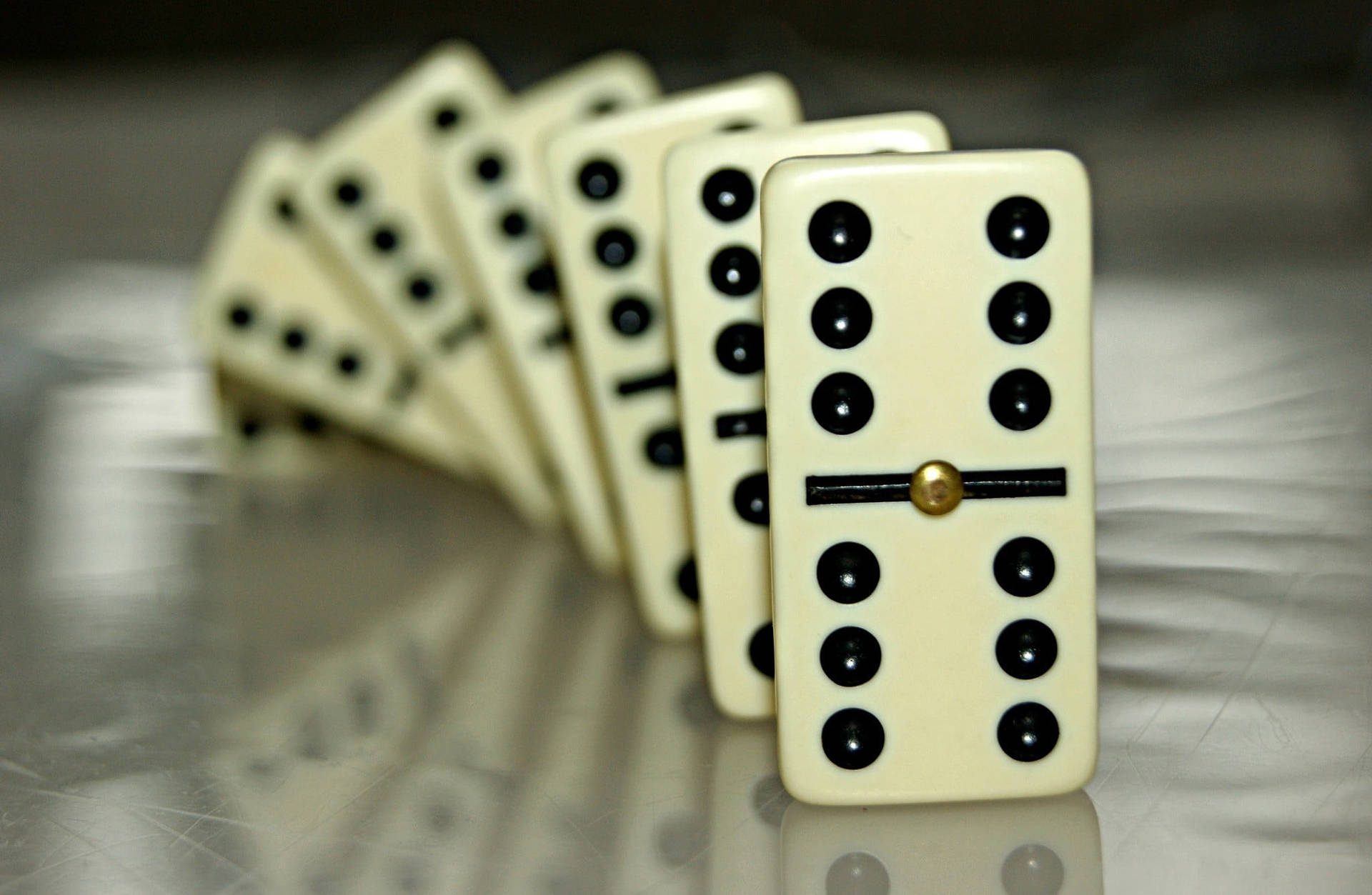 Tapering White Dominos Background