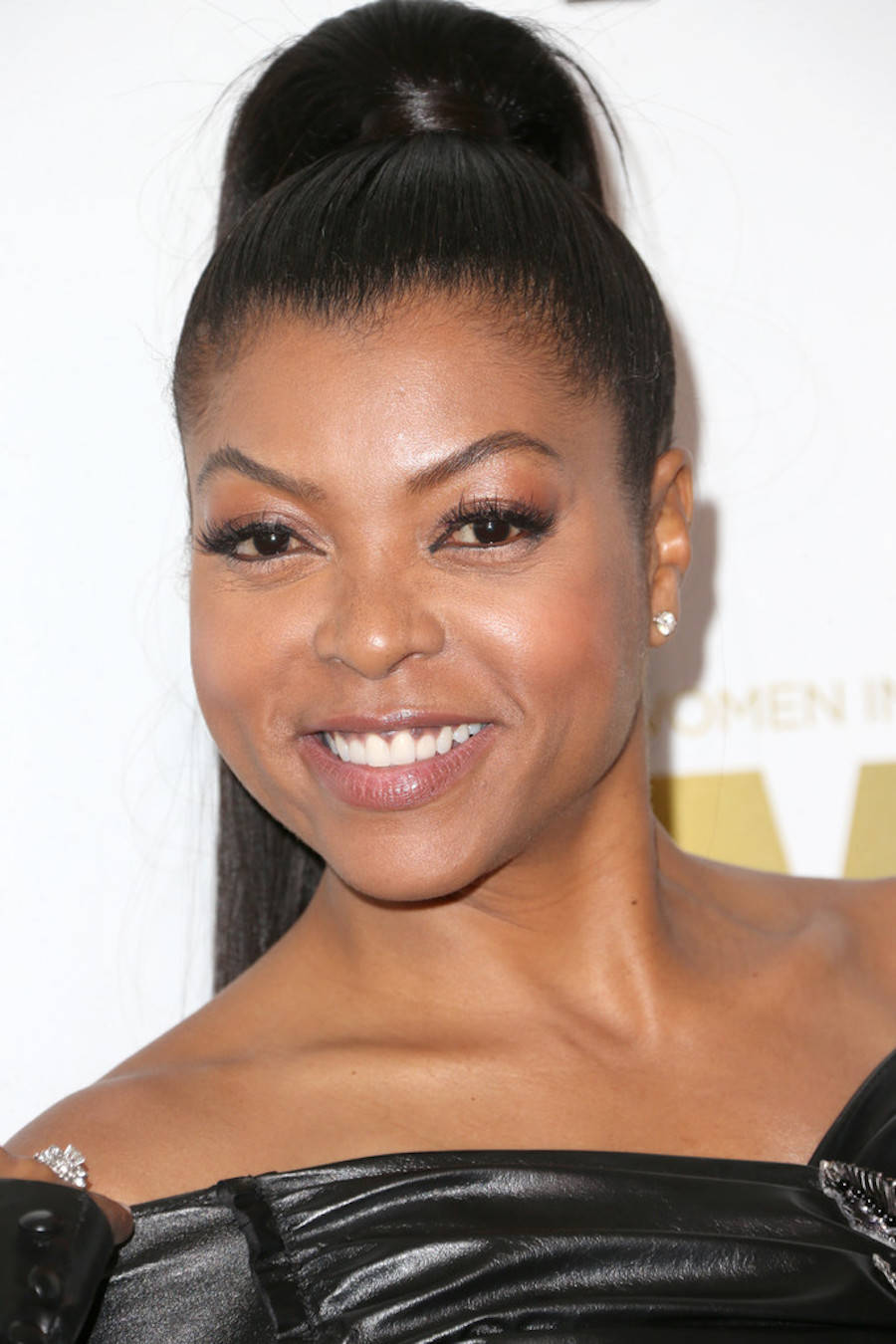 Taraji P. Henson High Ponytail Background