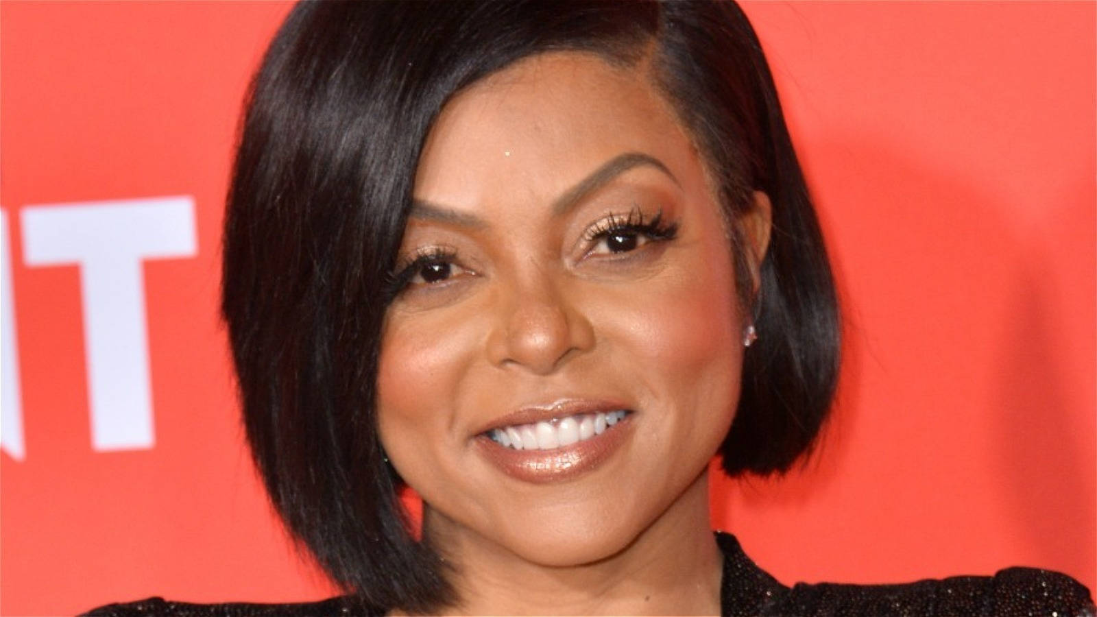 Taraji P. Henson Short Hair Background