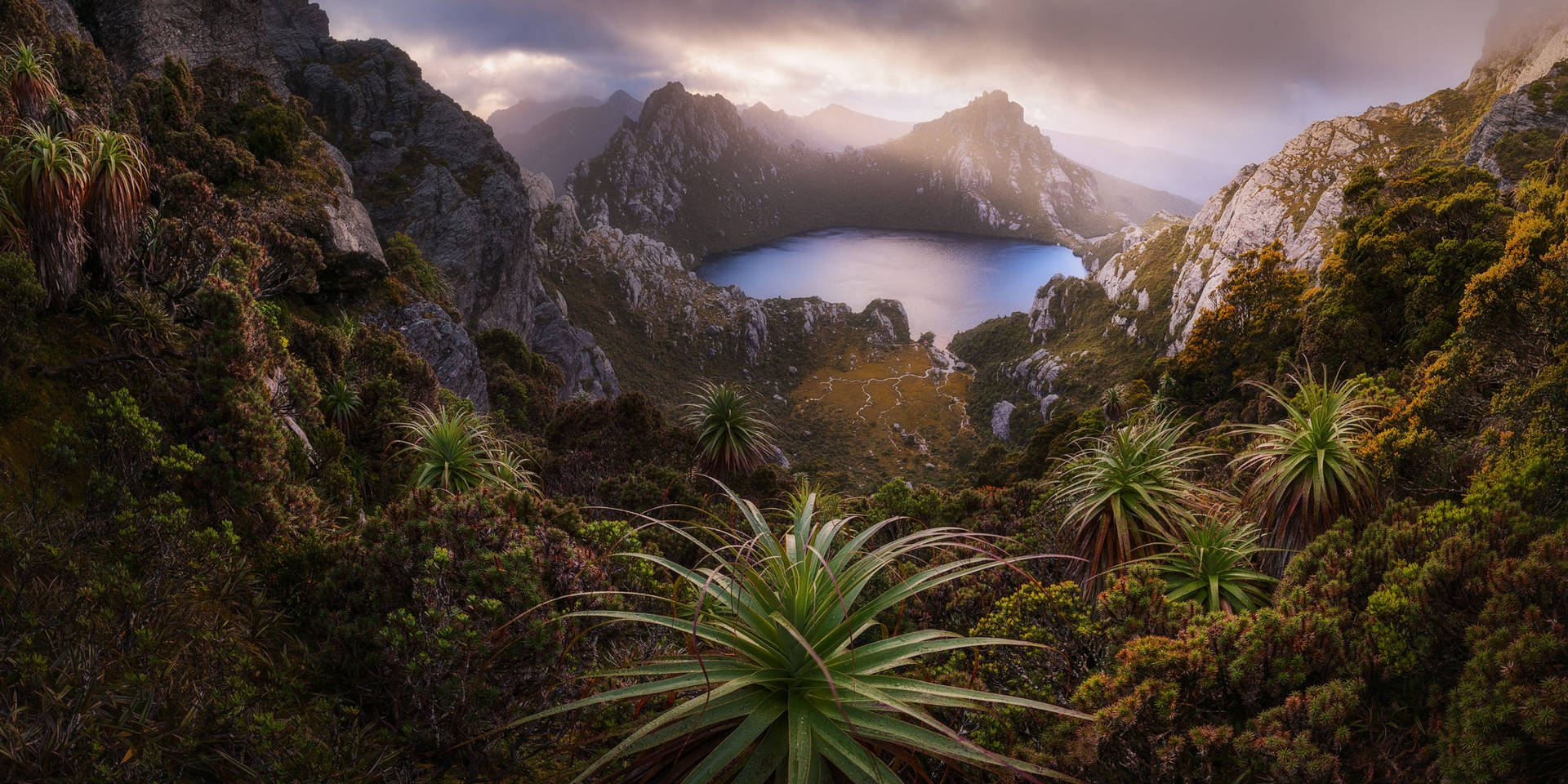 Tasmania Lake Oberon