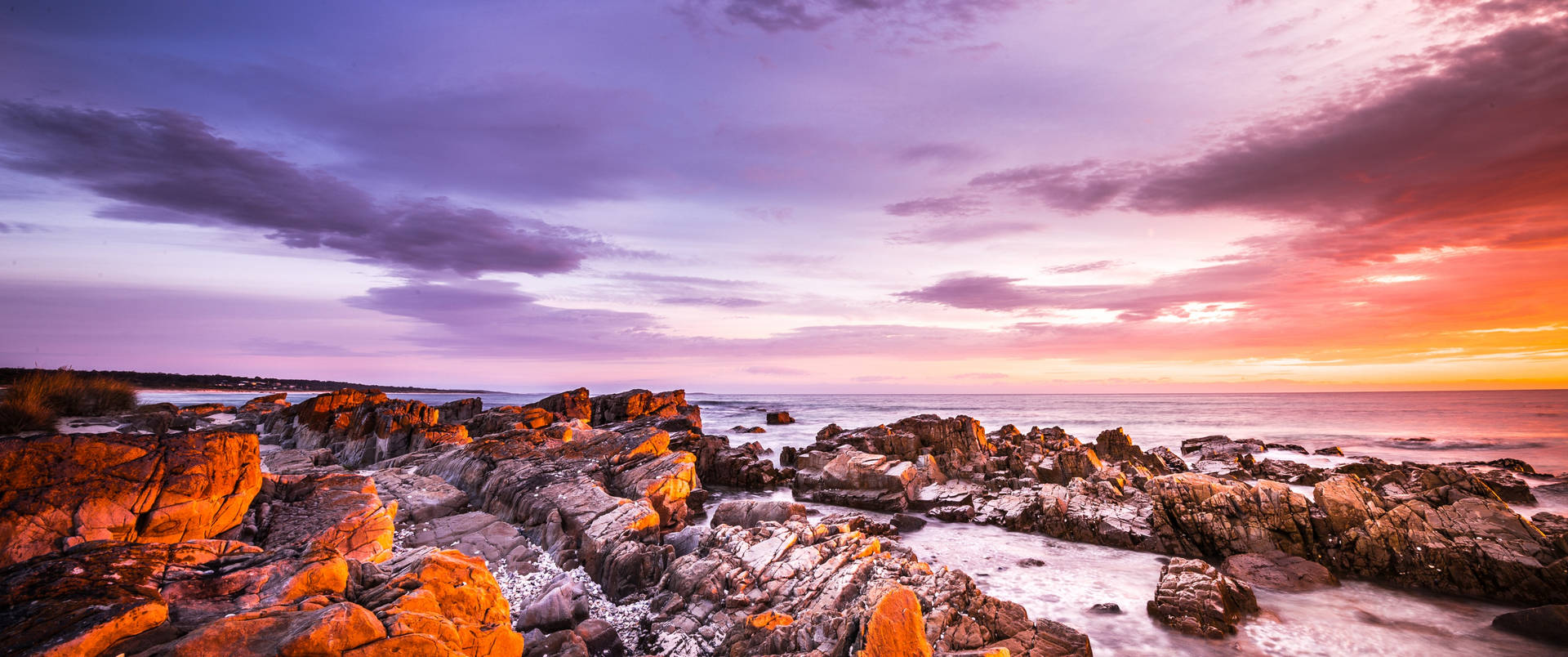 Tasmania Pink Sky Rocks Background