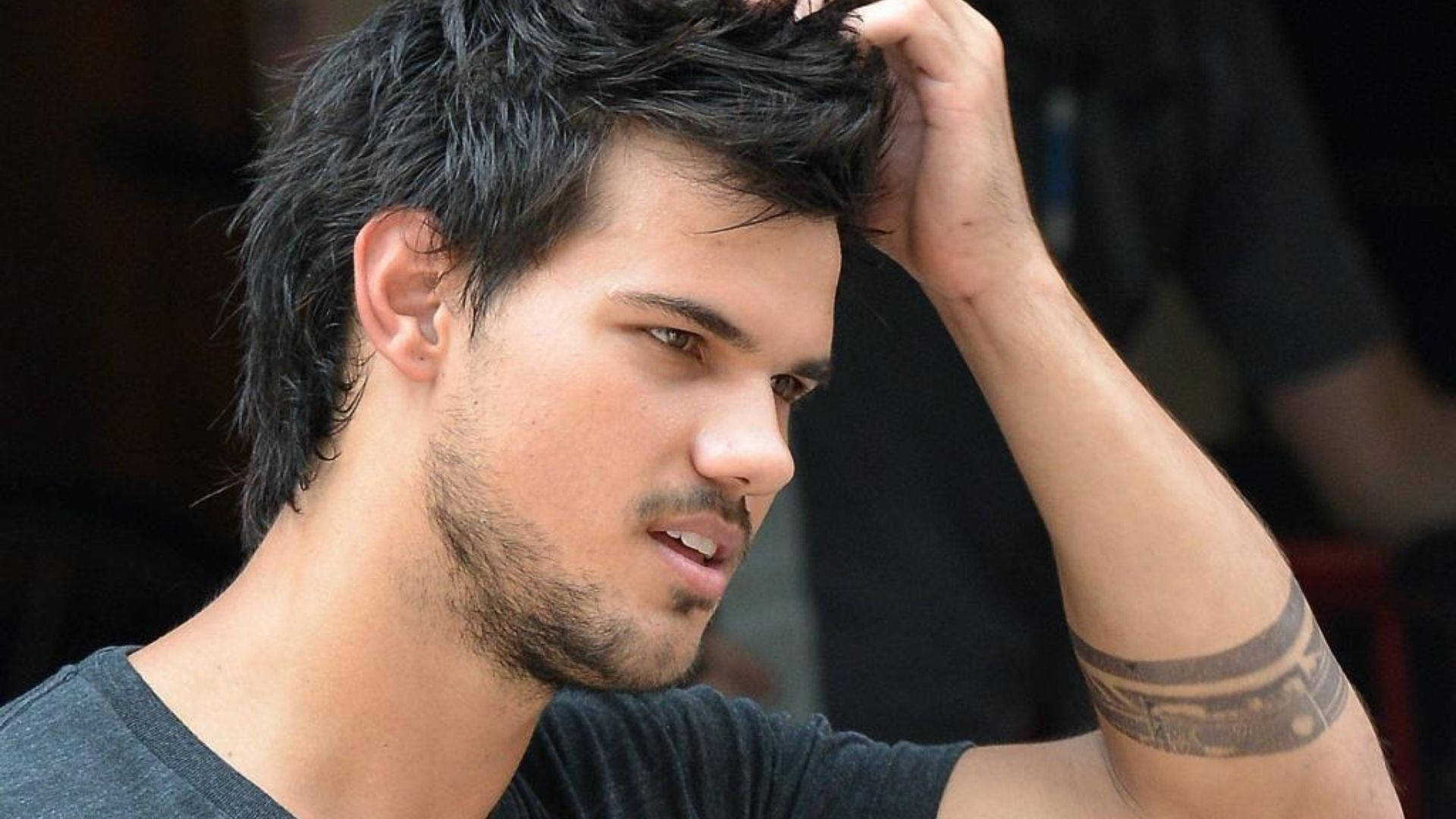 Taylor Lautner Handsome Side View