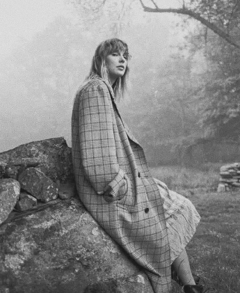 Taylor Swift Folklore Grayscale Portrait Photograph Background