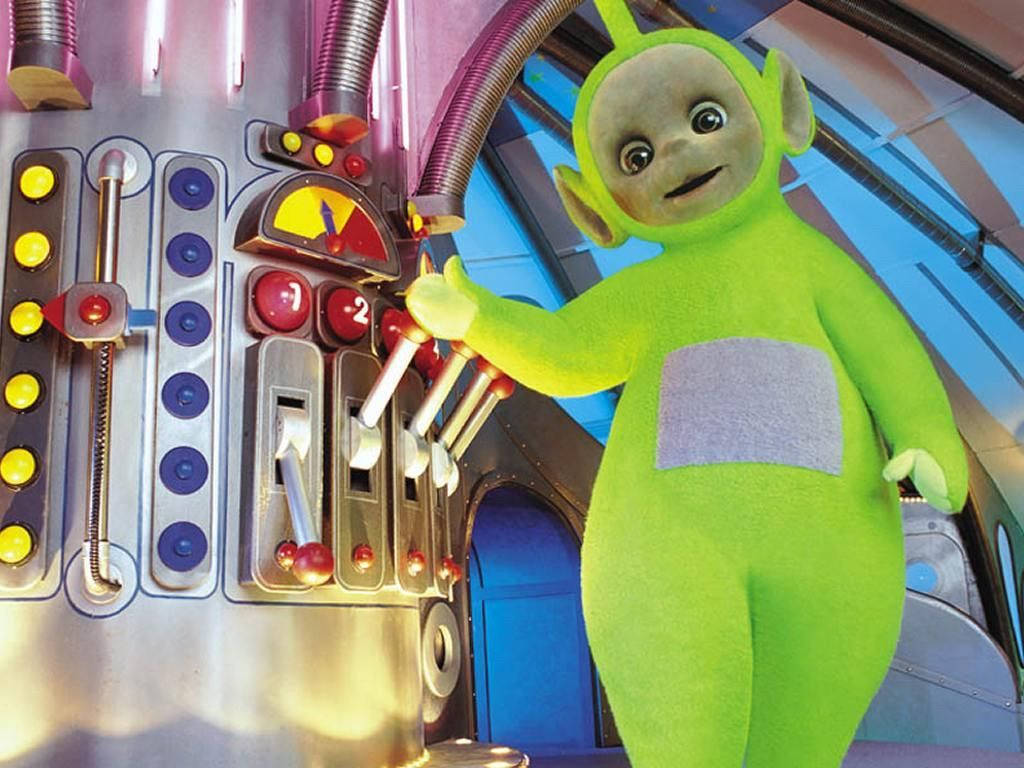 Teletubbies Dipsy Using A Machine Background