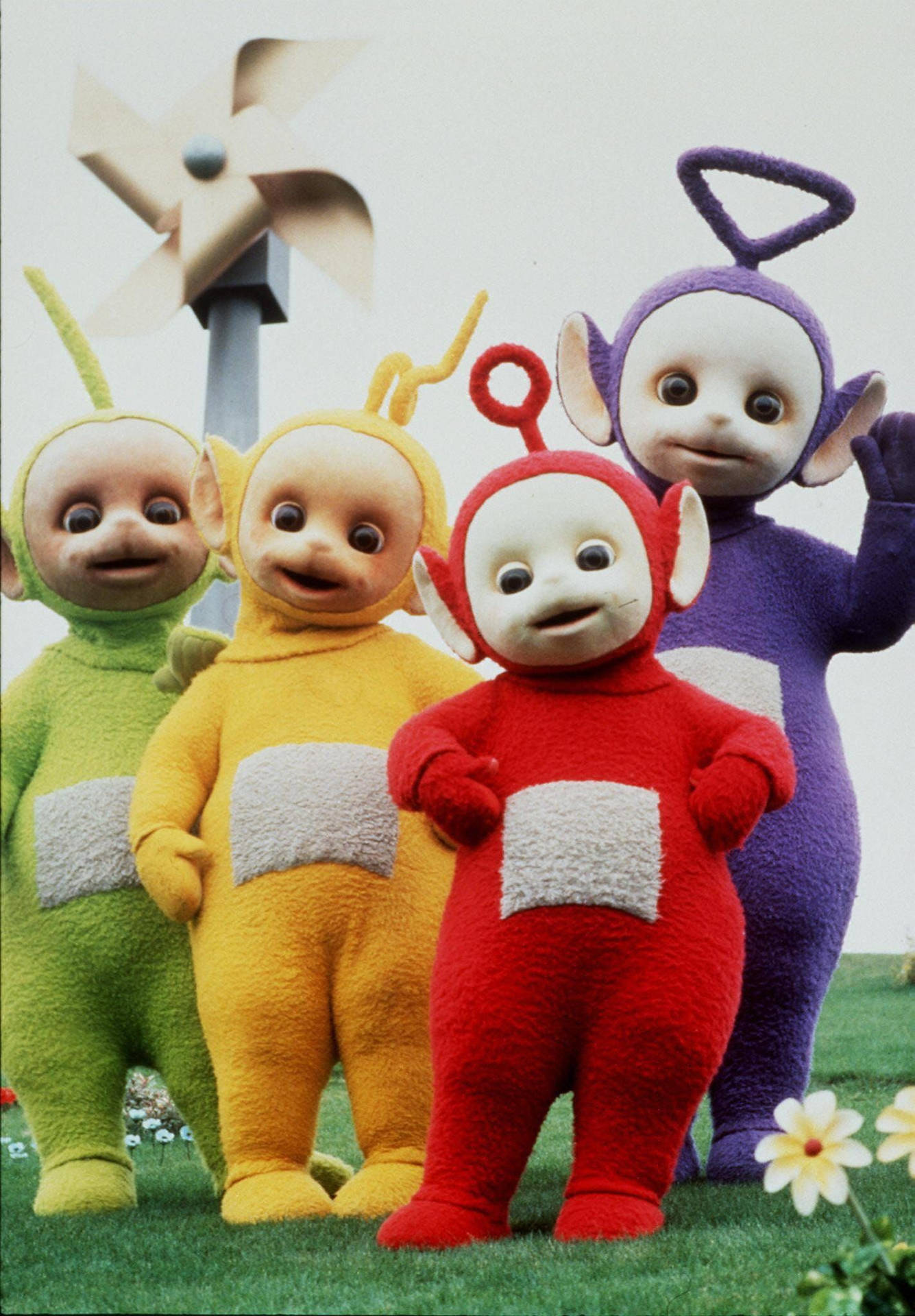 Teletubbies With A Pinwheel Background