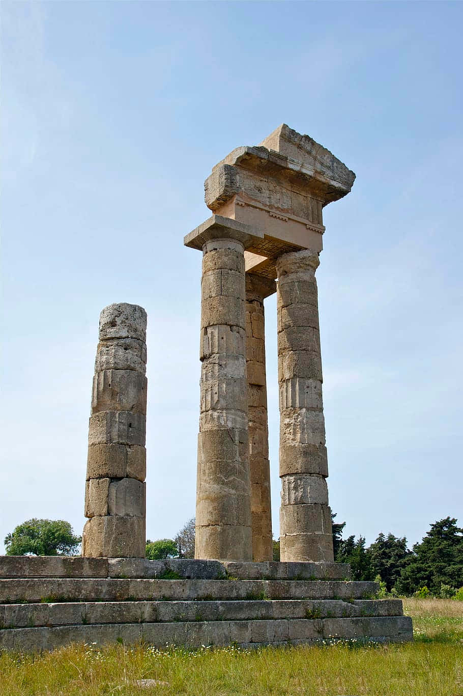 Temple Of Apollo At The Acropolis Of Rhodes Background