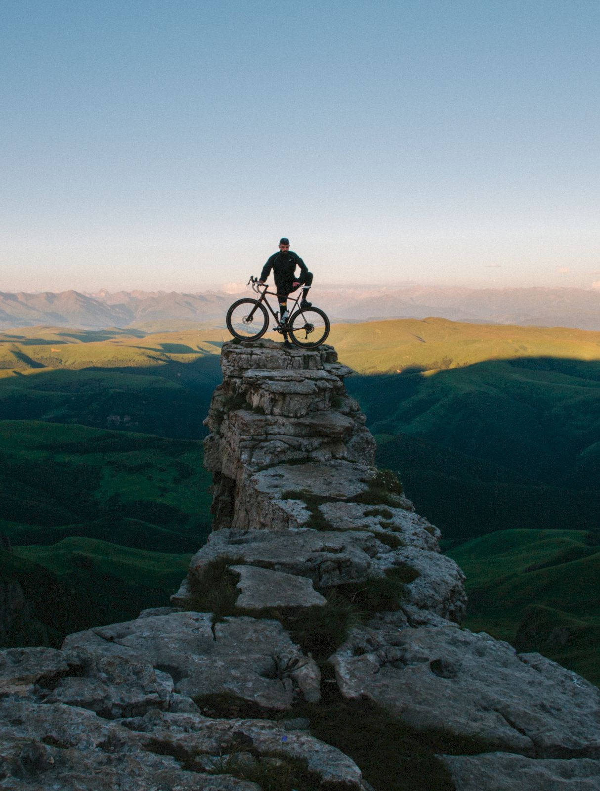 Tenacious Faith Of A Cyclist Background