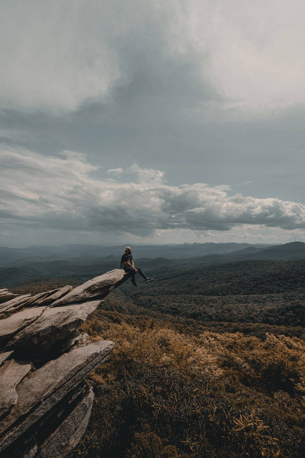 Tenacious Woman Peak Of Mountain Background