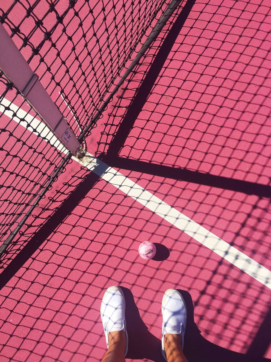 Tennis Net Shadow On Pink Court Phone Background