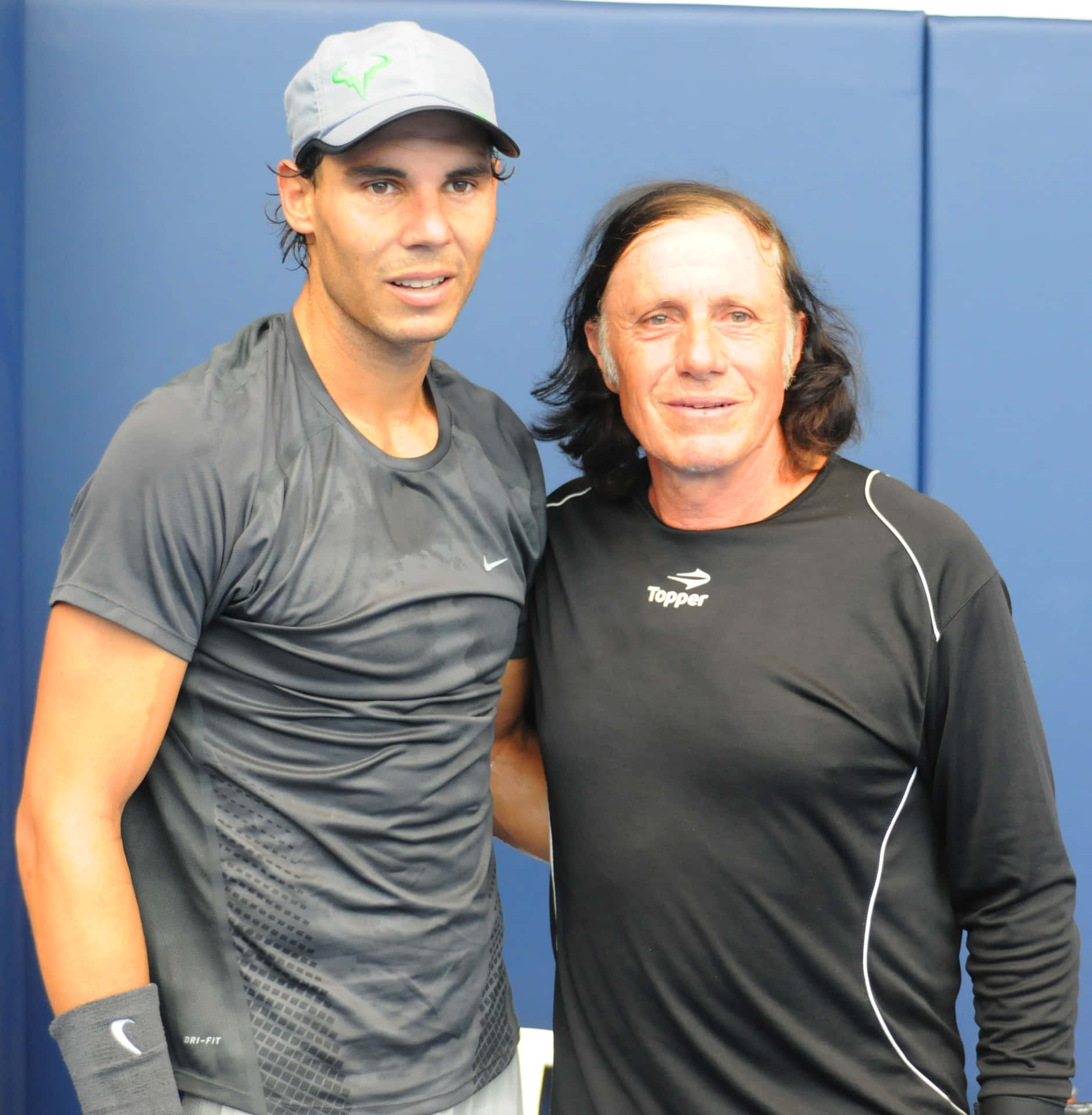 Tennis Player Guillermo Vilas And Rafael Nadal Background